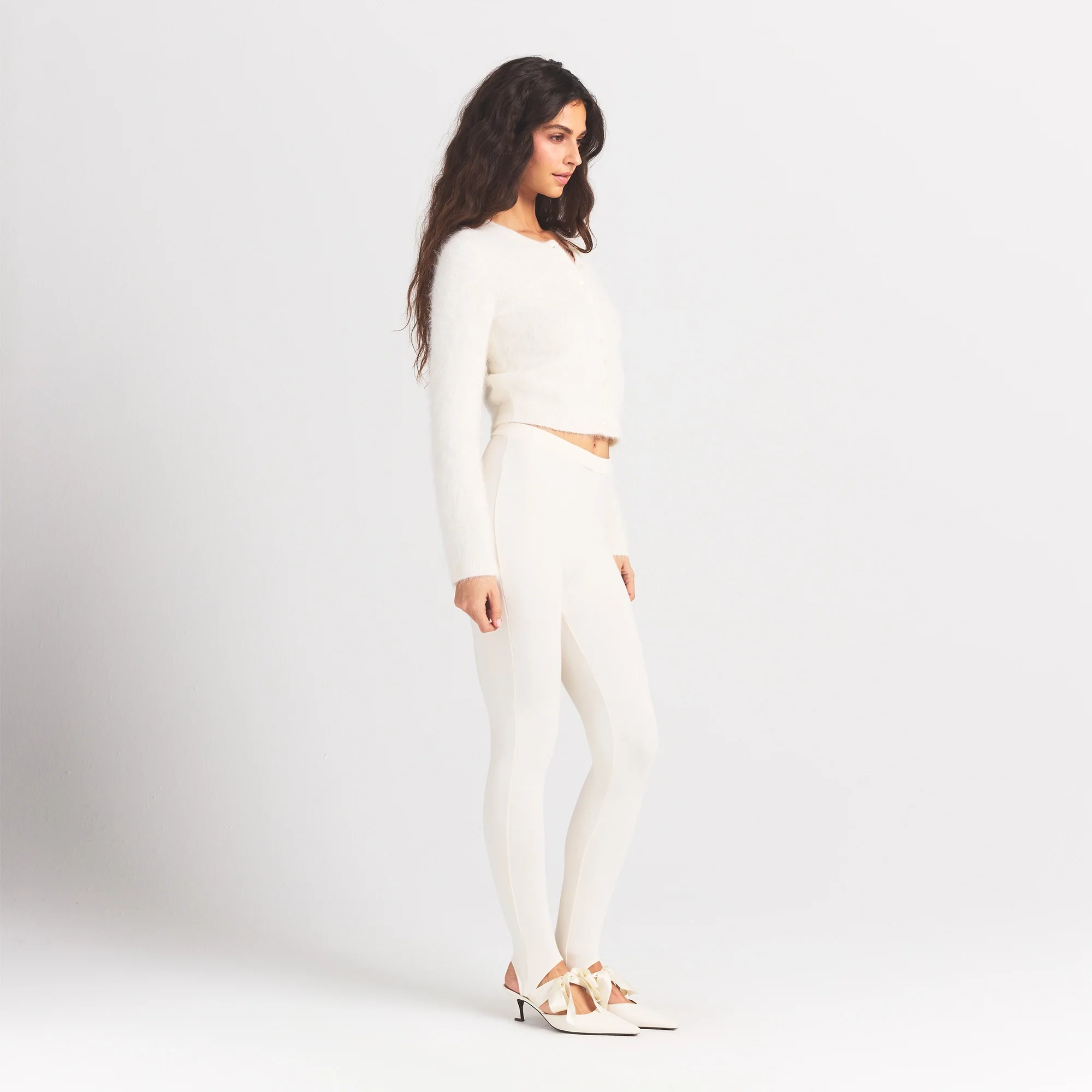BRUSHED ALPACA LONG SLEEVE CARDIGAN | EGRET - Image 4