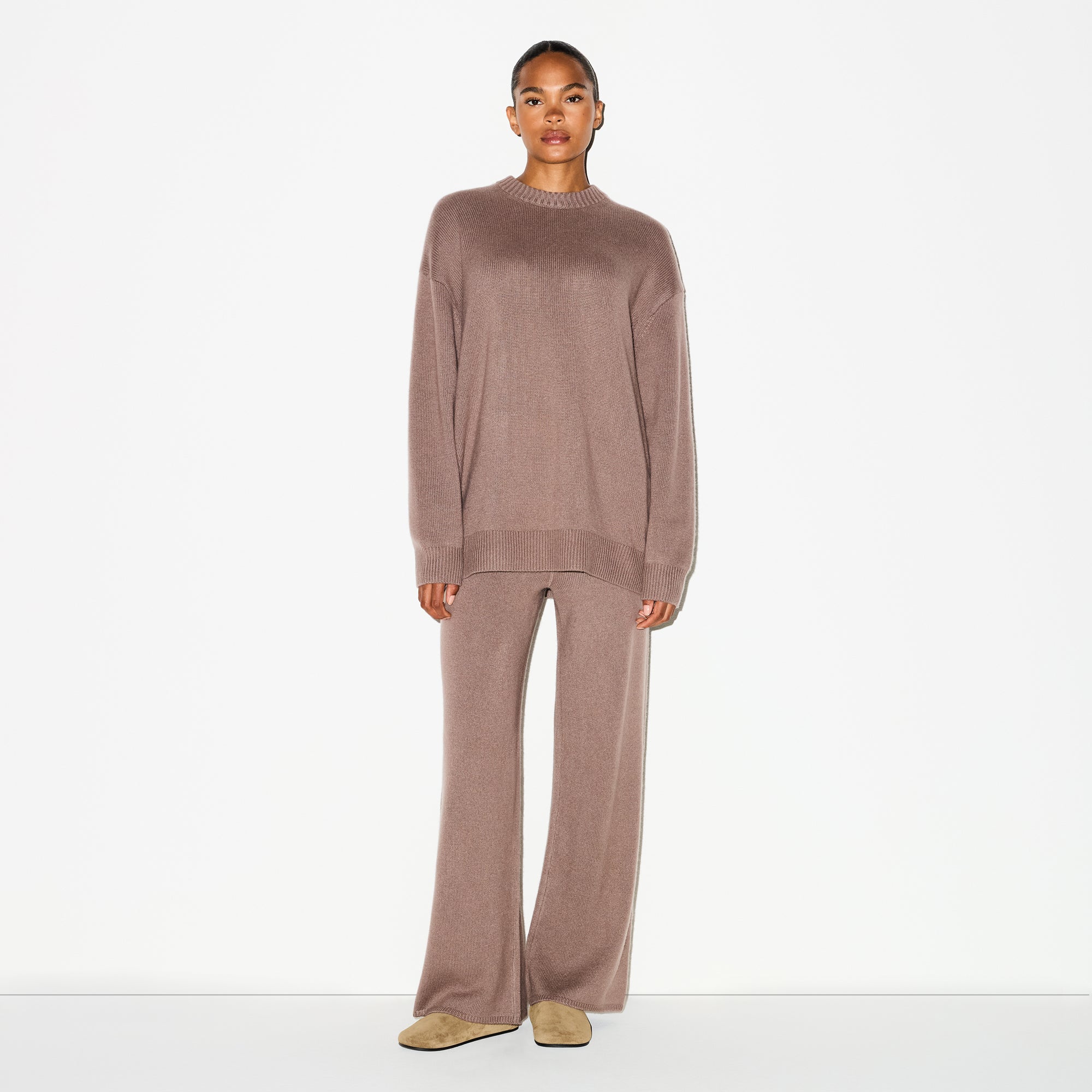 CASHMERE OVERSIZED SWEATER | UMBER - Image 6