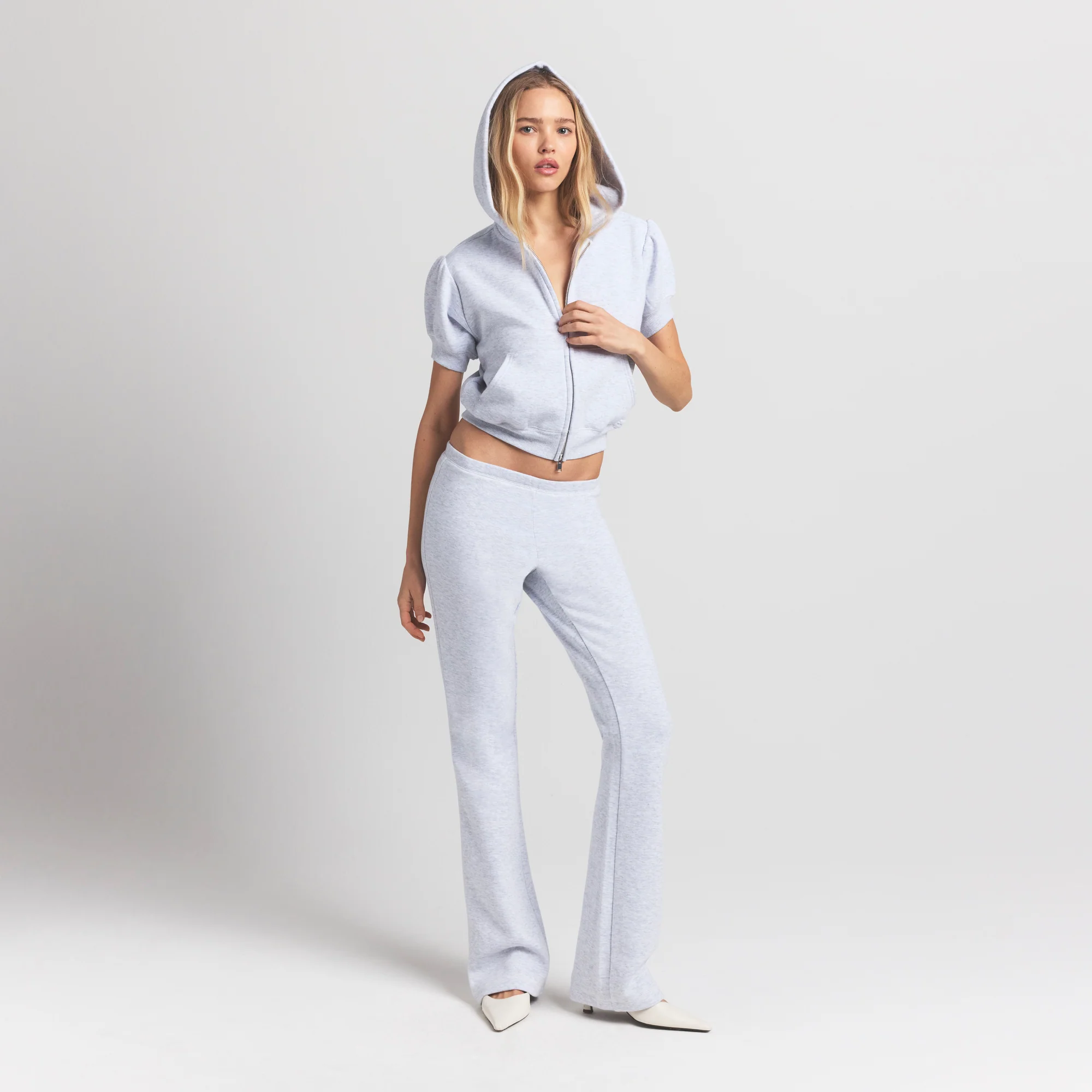COTTON FLEECE BUBBLE SLEEVE CROPPED ZIP UP | LIGHT HEATHER GREY - Image 2