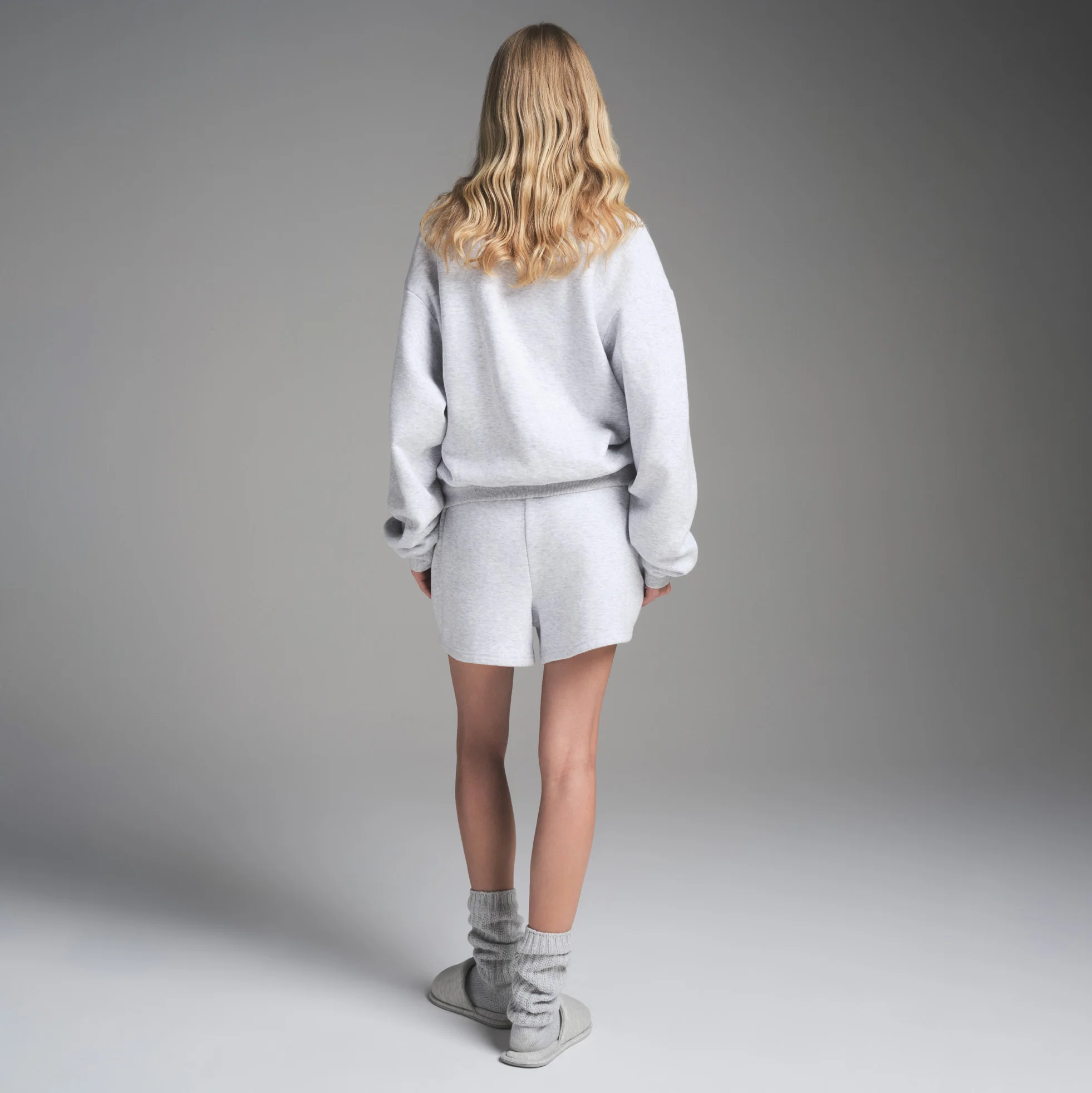 COTTON FLEECE CLASSIC CREWNECK | LIGHT HEATHER GREY - Image 4