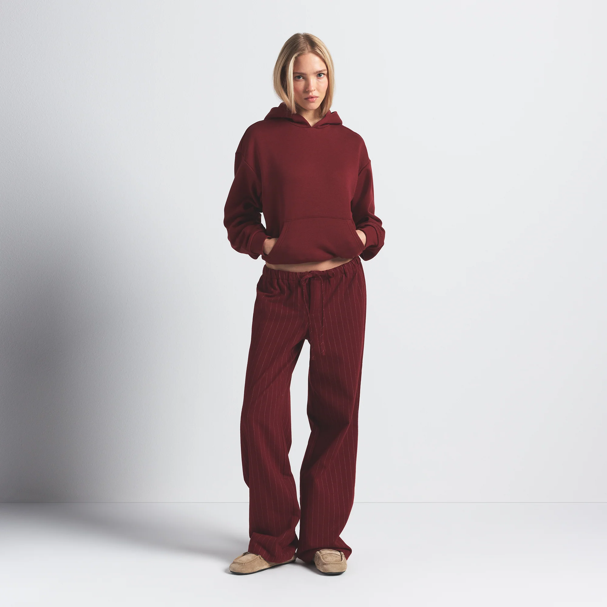 COTTON FLEECE CLASSIC HOODIE | MERLOT - Image 2