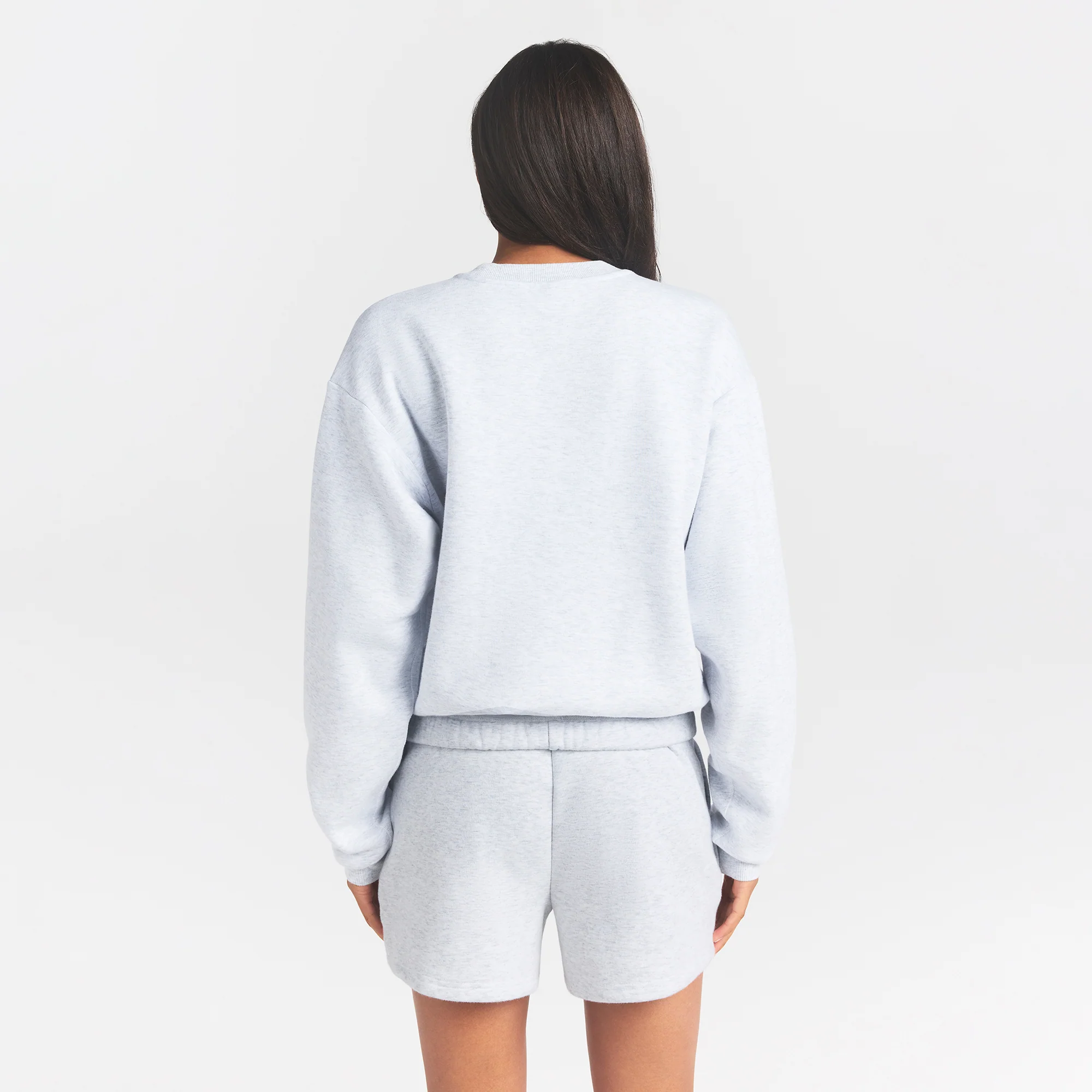 COTTON FLEECE LOGO CLASSIC CREWNECK | SNOW ARCHED LOGO PATCH - Image 5