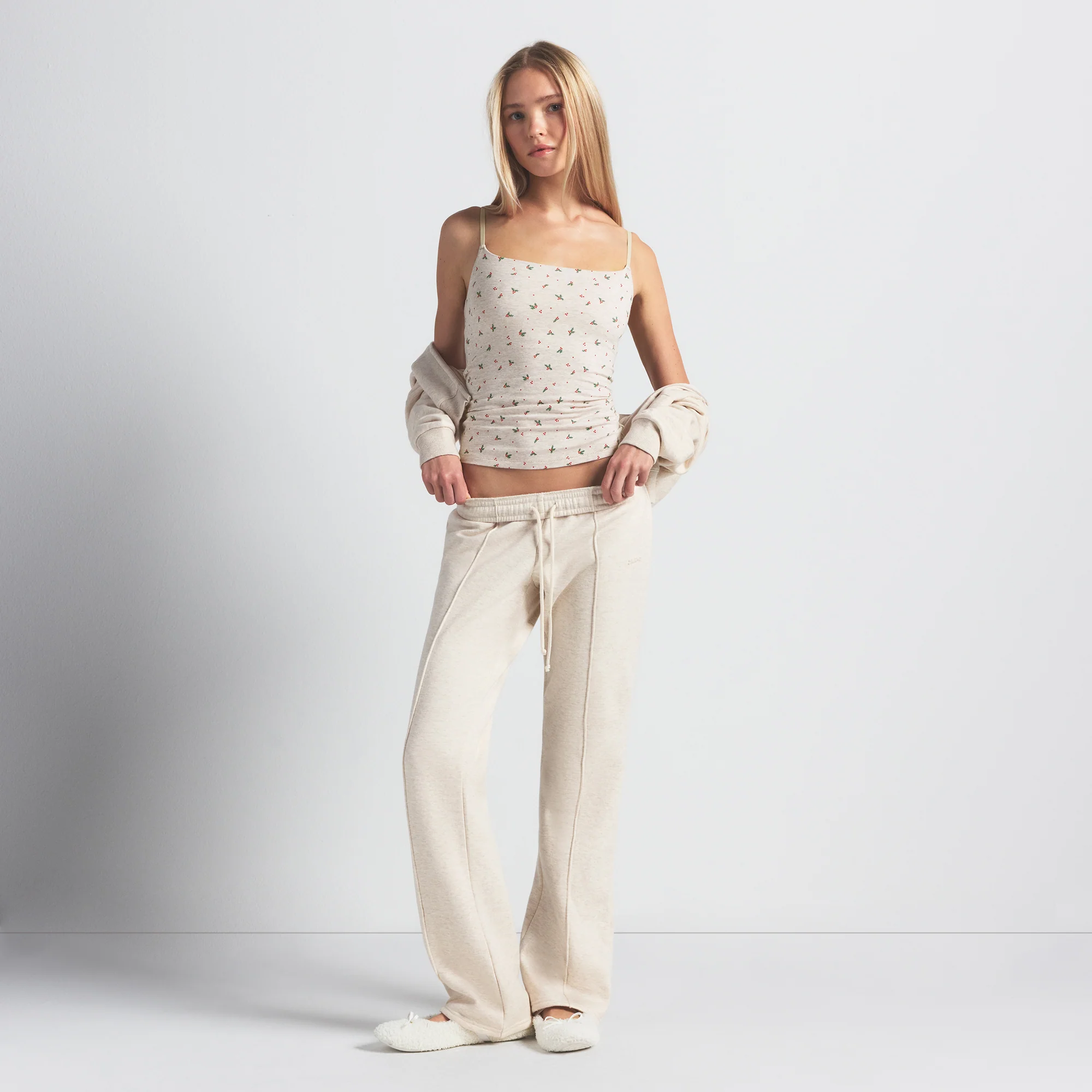 COTTON JERSEY CAMI | OATMEAL HEATHER HOLLY PRINT - Image 2