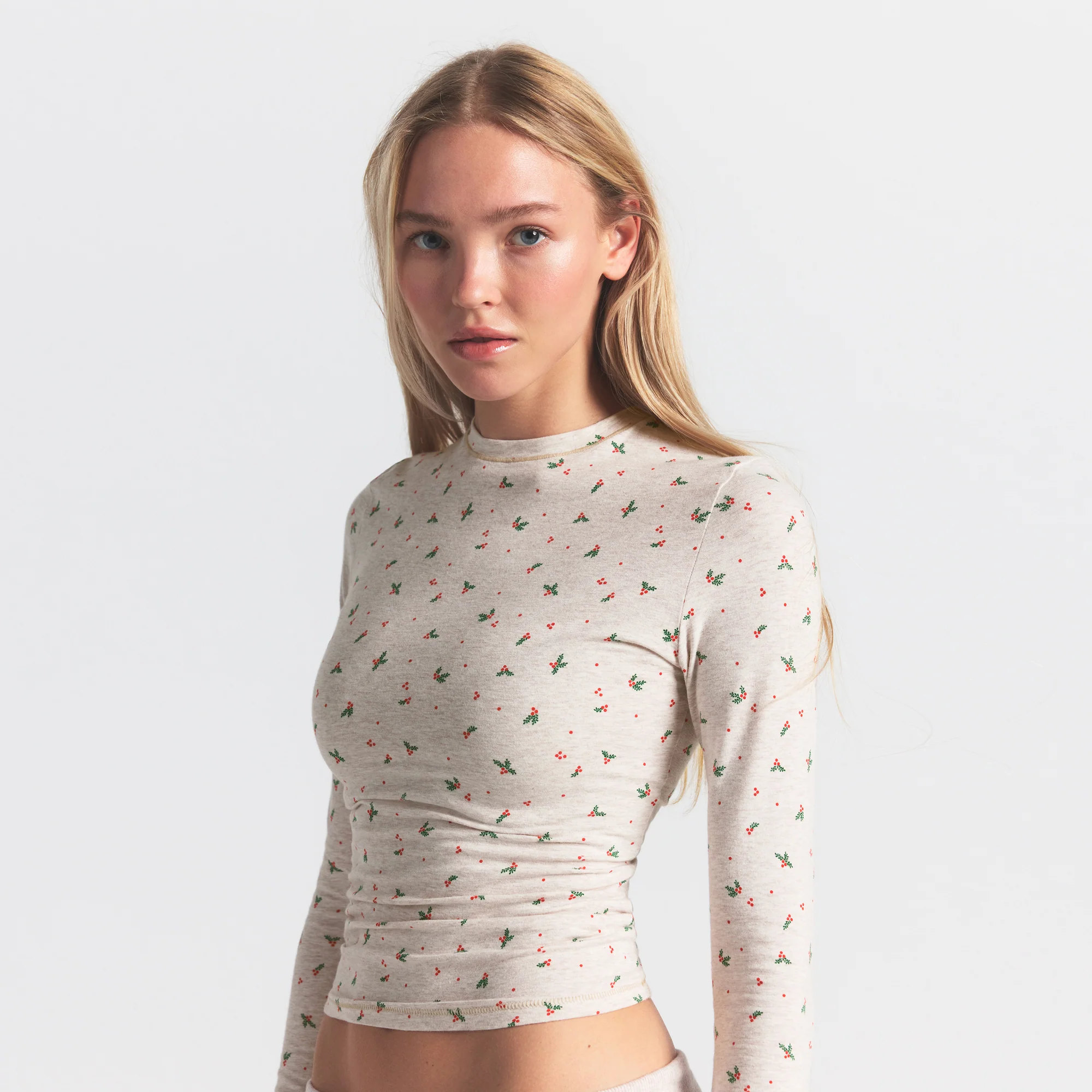 COTTON JERSEY LONG SLEEVE T-SHIRT | OATMEAL HEATHER HOLLY PRINT - Image 3