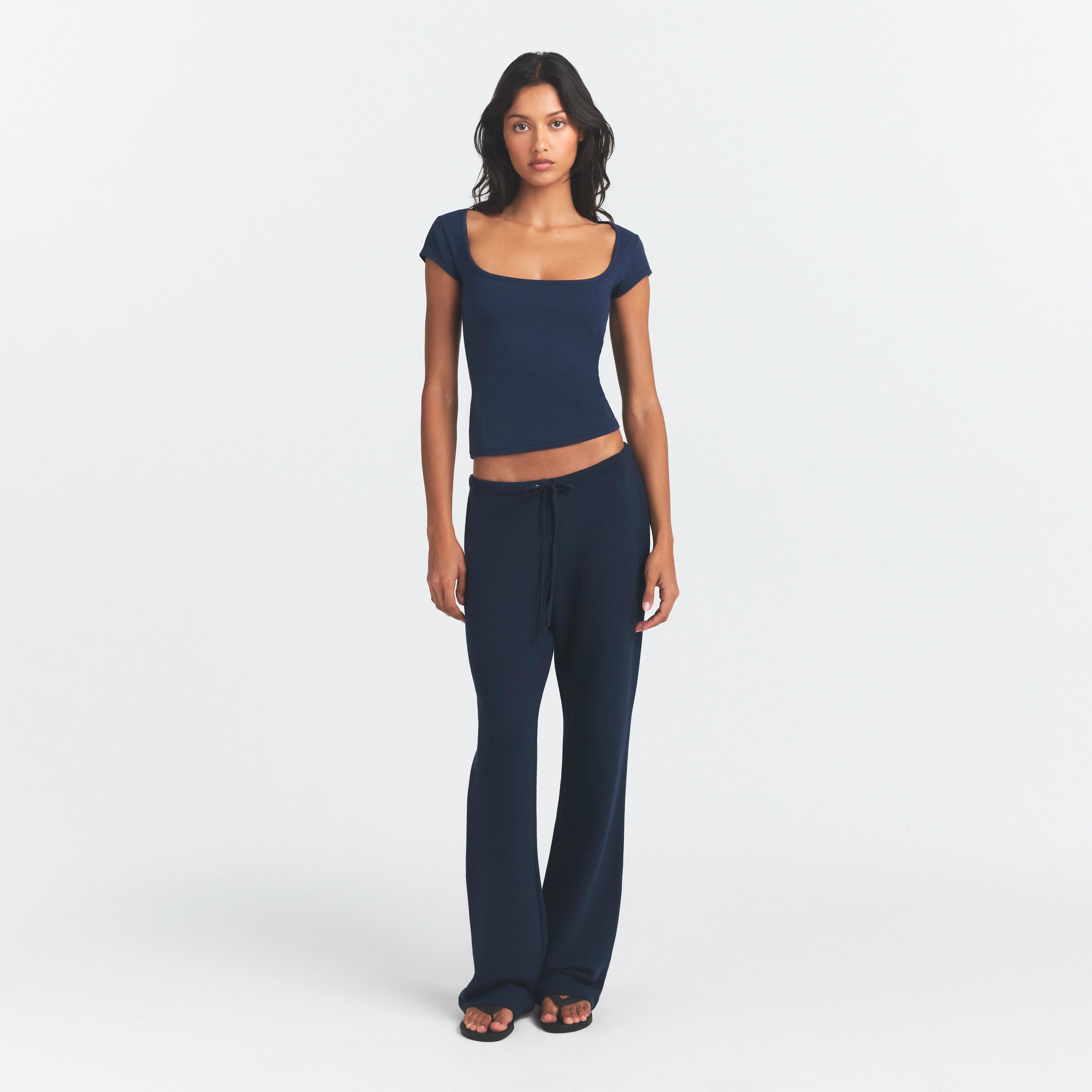 COTTON JERSEY SCOOP NECK T-SHIRT | NAVY - Image 2