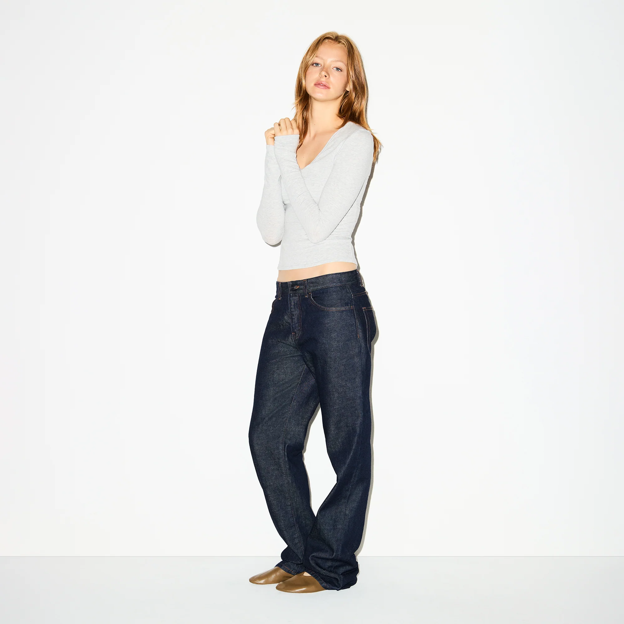 COTTON JERSEY SHIRRED BUST LONG SLEEVE | LIGHT HEATHER GREY - Image 4