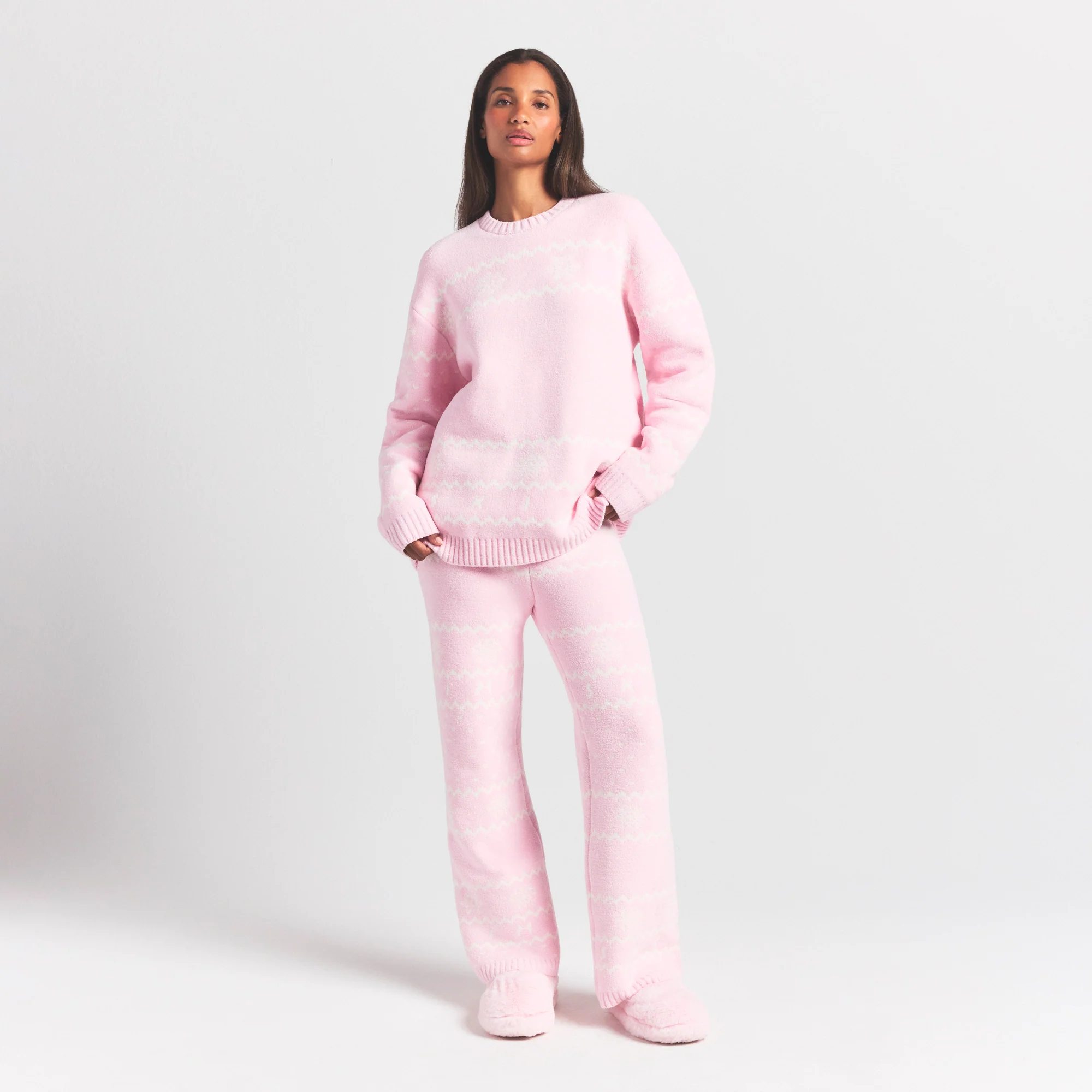 COZY LIGHT CREWNECK PULLOVER | BABY PINK HEART FAIR ISLE - Image 2