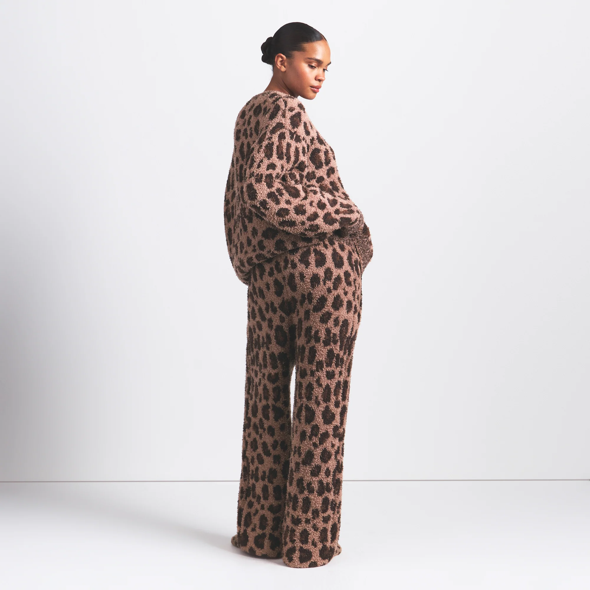 COZY OVERSIZED CREWNECK PULLOVER | SIENNA LEOPARD PRINT - Image 7