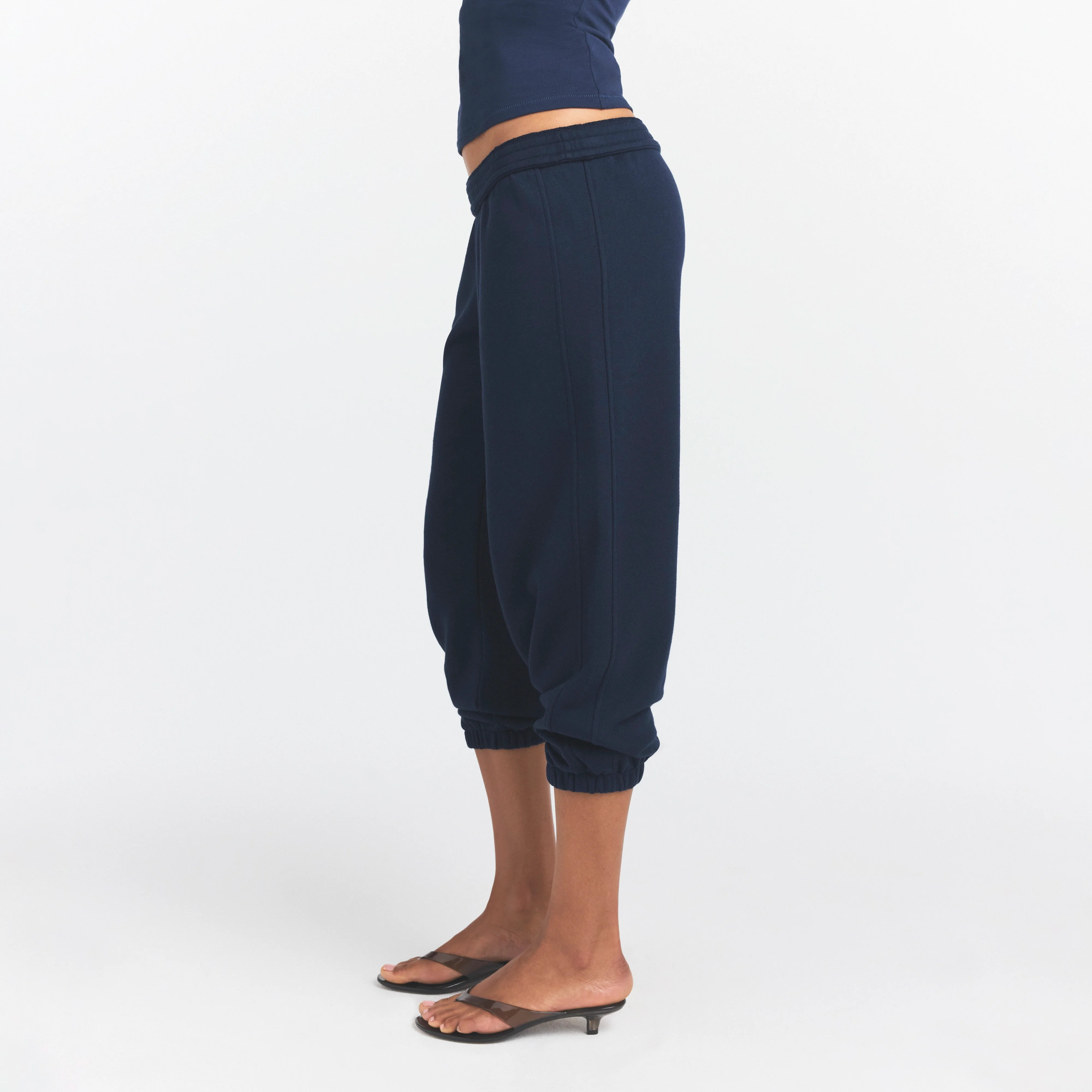 DRAPEY FRENCH TERRY CROPPED JOGGER | NAVY - Image 4