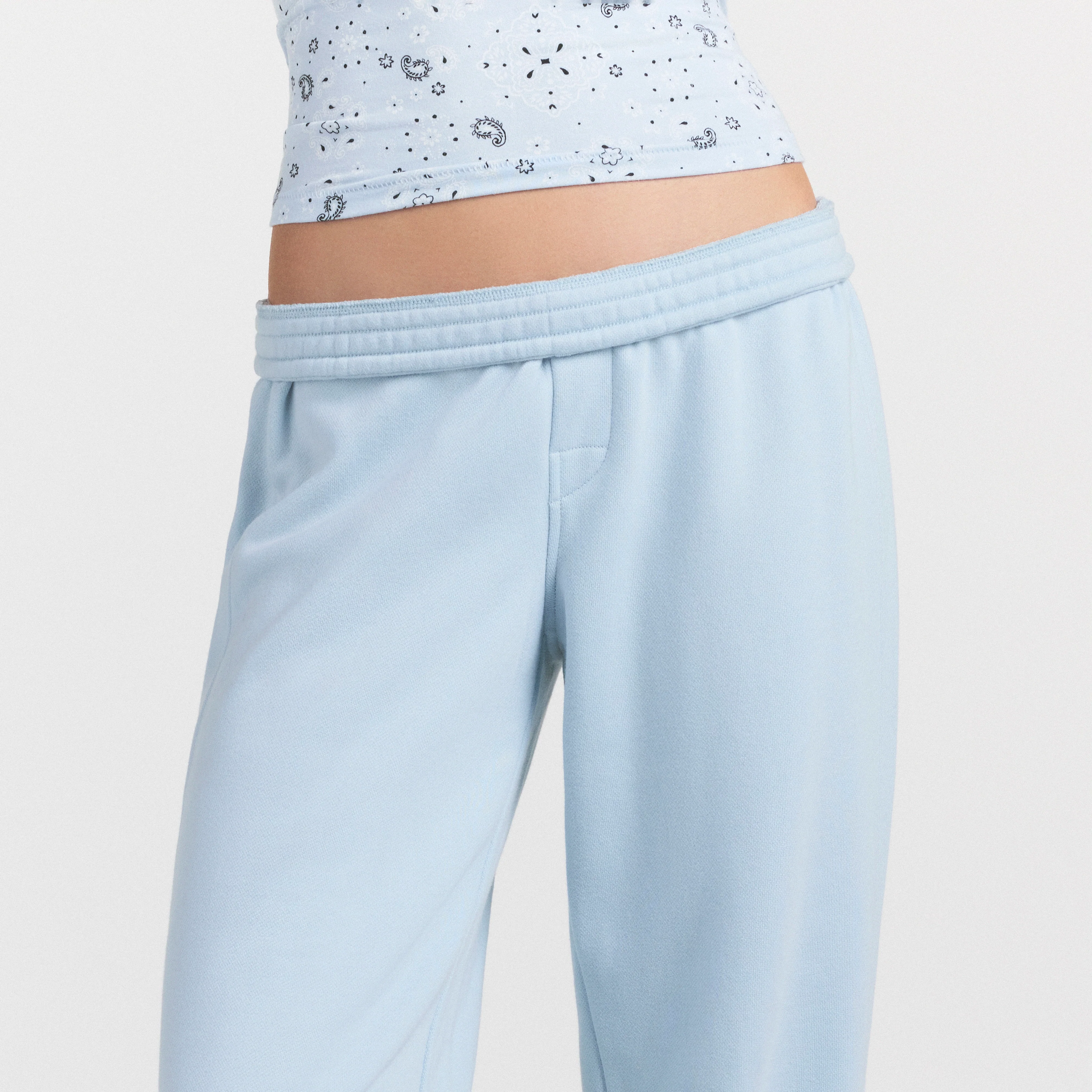 DRAPEY FRENCH TERRY CROPPED JOGGER | POWDER BLUE - Image 3