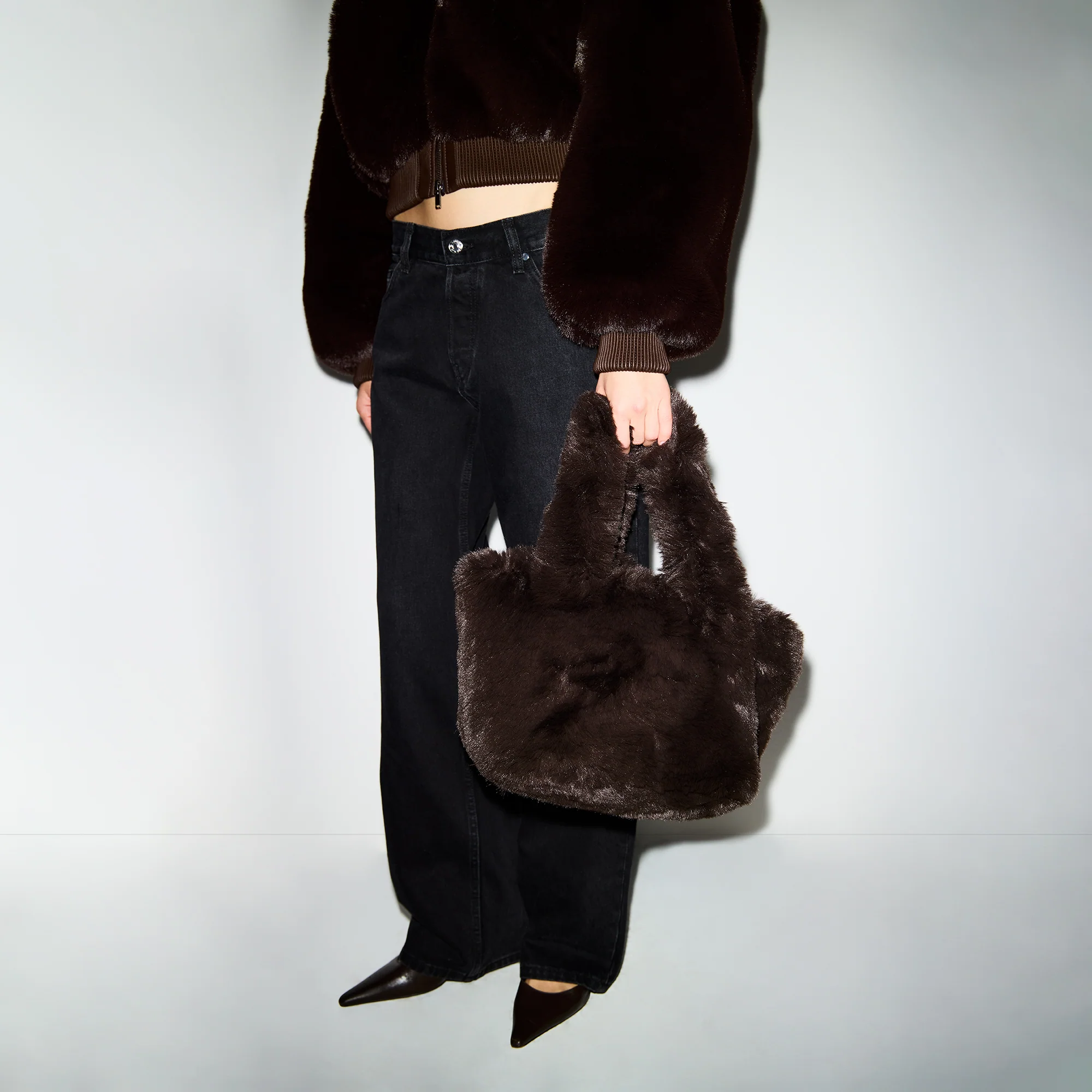 FAUX FUR MINI TOTE | ESPRESSO - Image 3