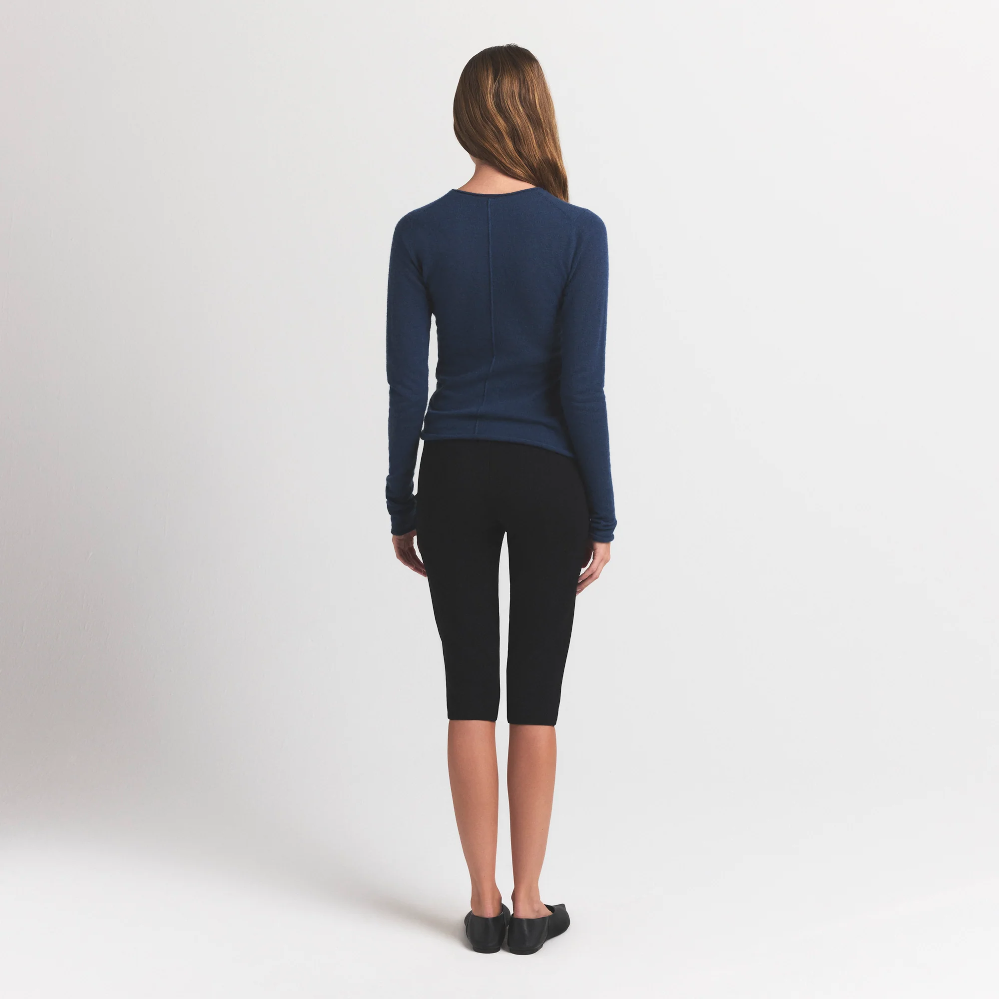 FEATHERWEIGHT CASHMERE LONG SLEEVE TOP | INDIGO - Image 5