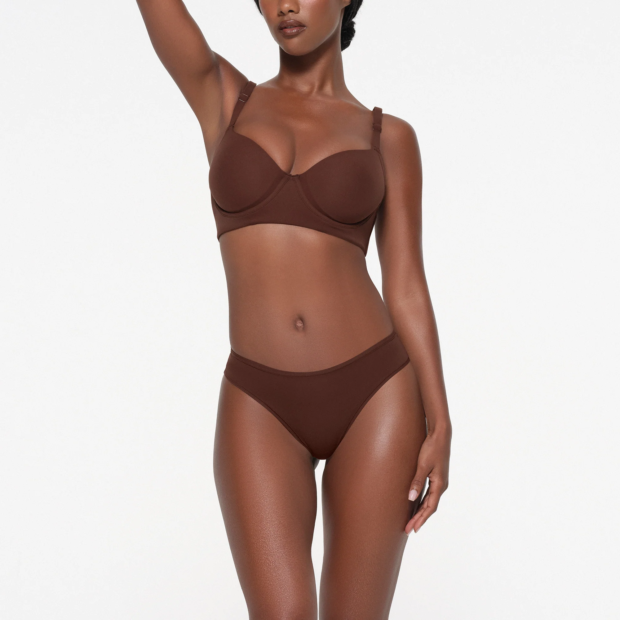 FITS EVERYBODY BACK SMOOTHING FULL COVERAGE BRA | COCOA - Image 2