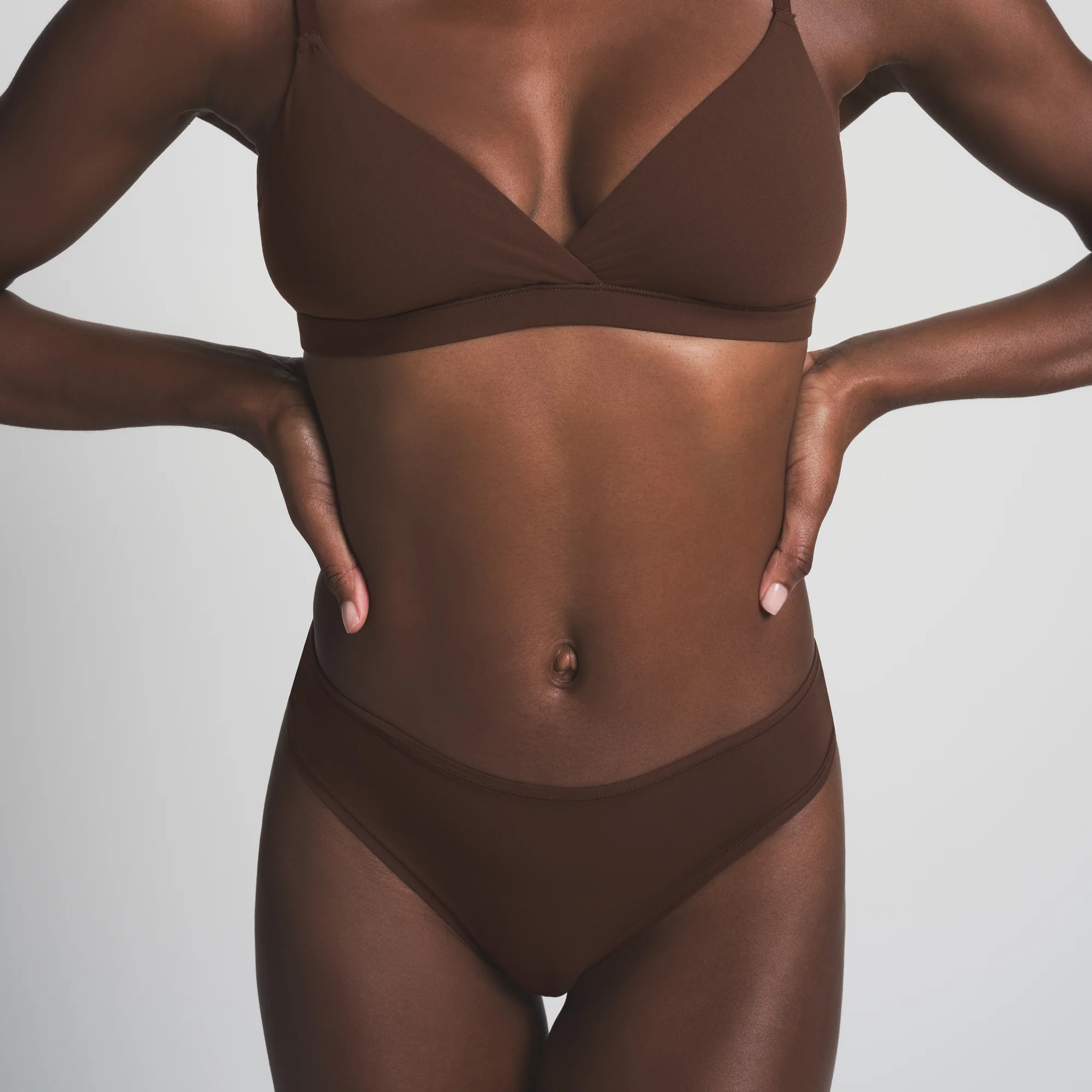 FITS EVERYBODY CHEEKY BRIEF | COCOA - Image 4