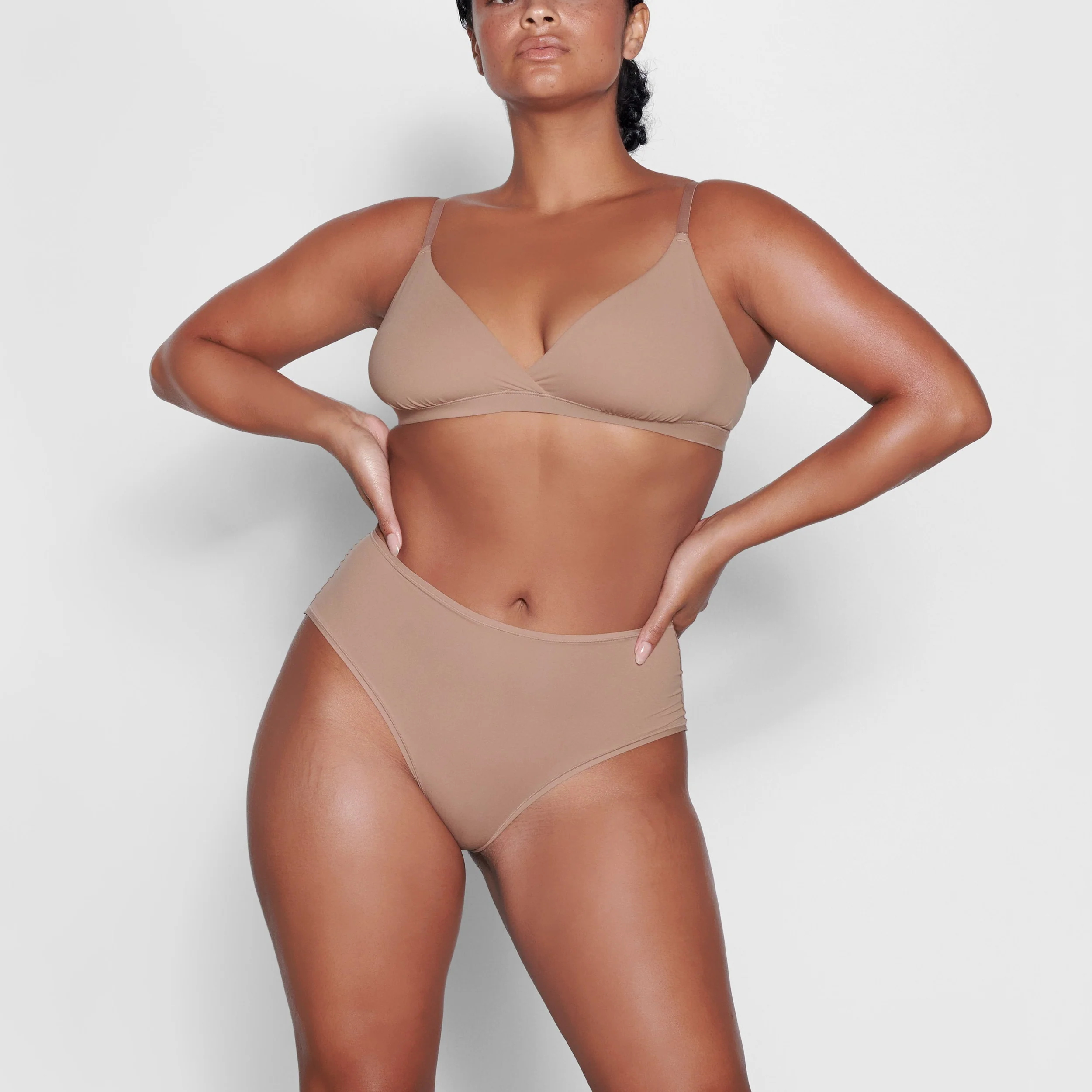FITS EVERYBODY CROSSOVER BRALETTE | SIENNA - Image 2