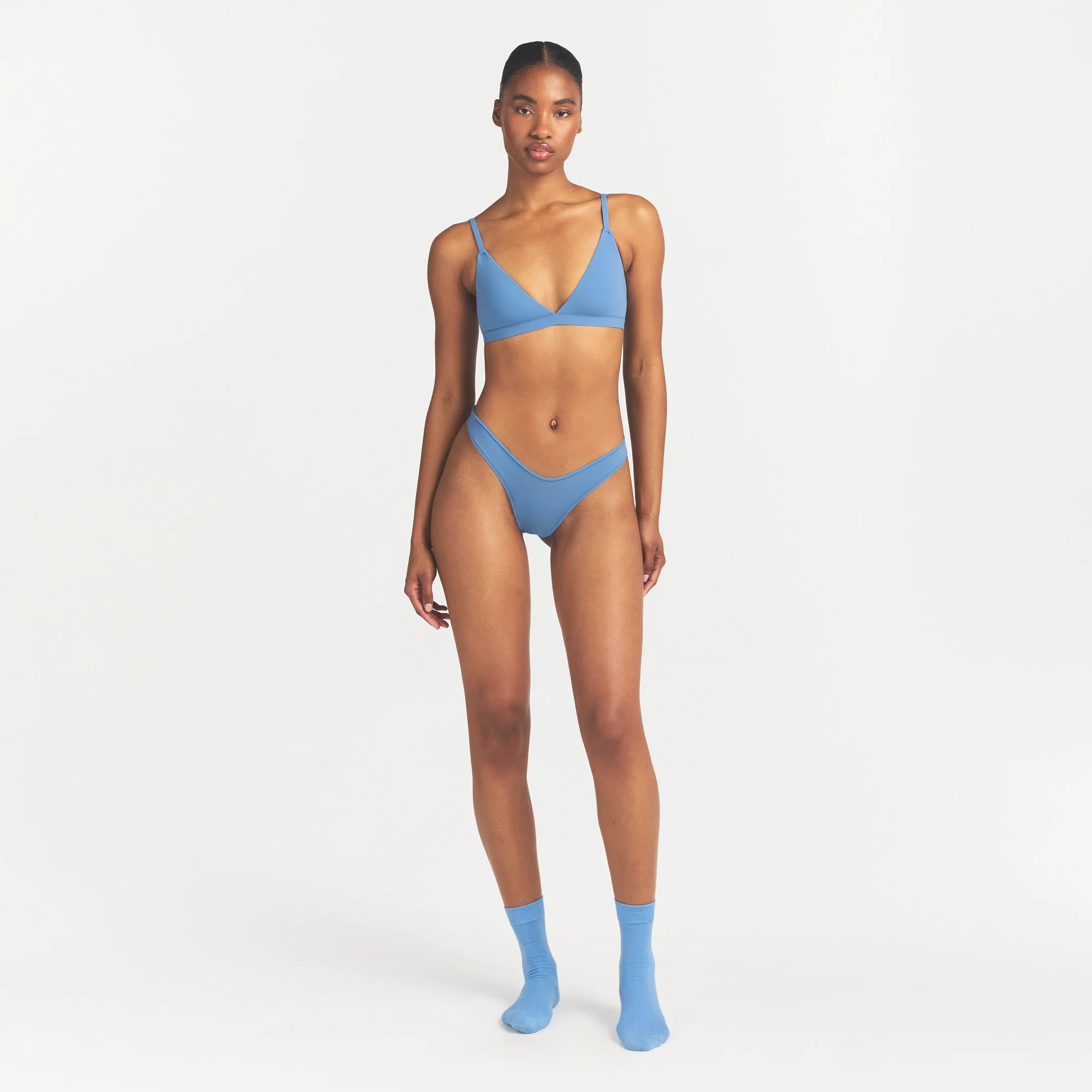 FITS EVERYBODY DIPPED FRONT THONG | ARCTIC - Image 2