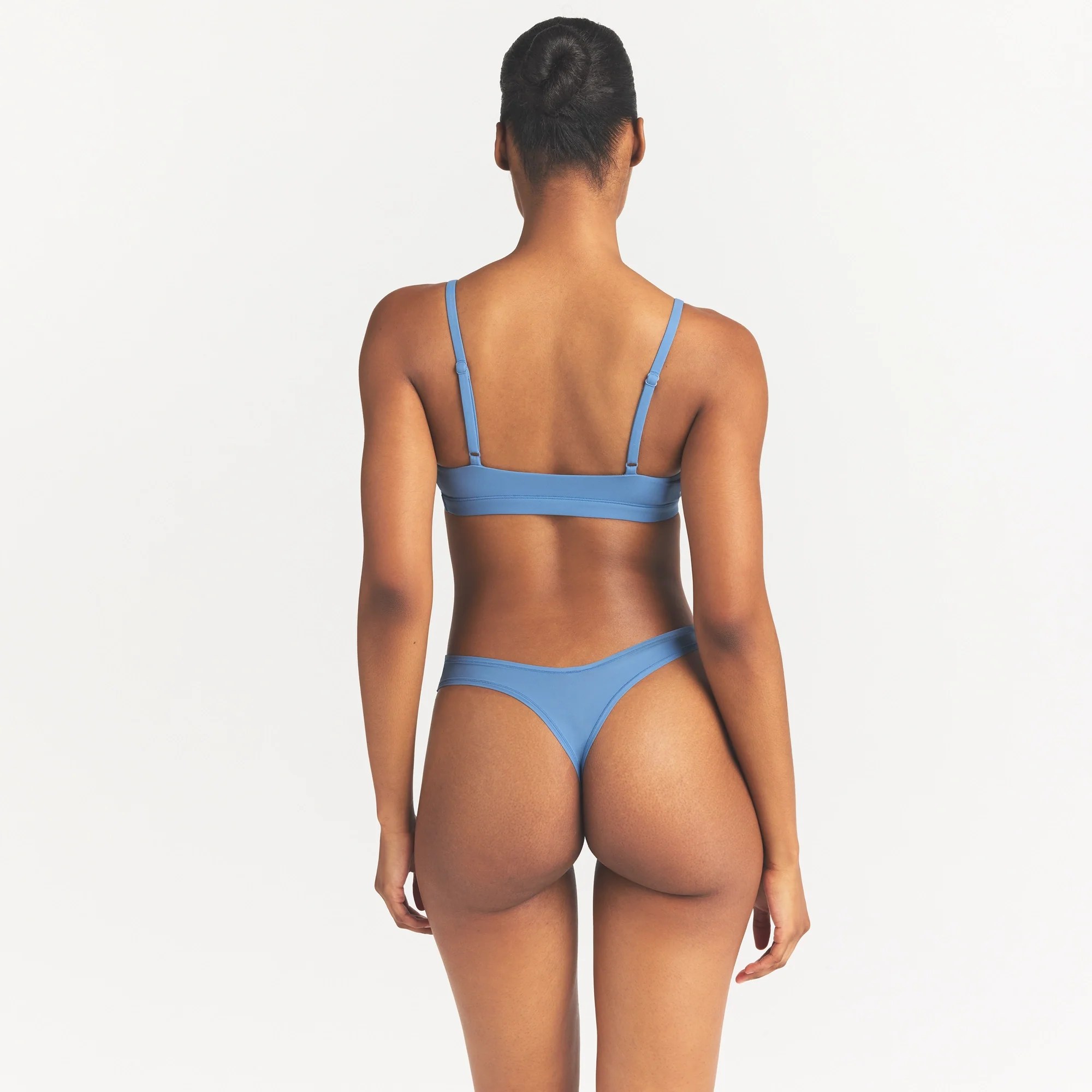 FITS EVERYBODY DIPPED FRONT THONG | ARCTIC - Image 5