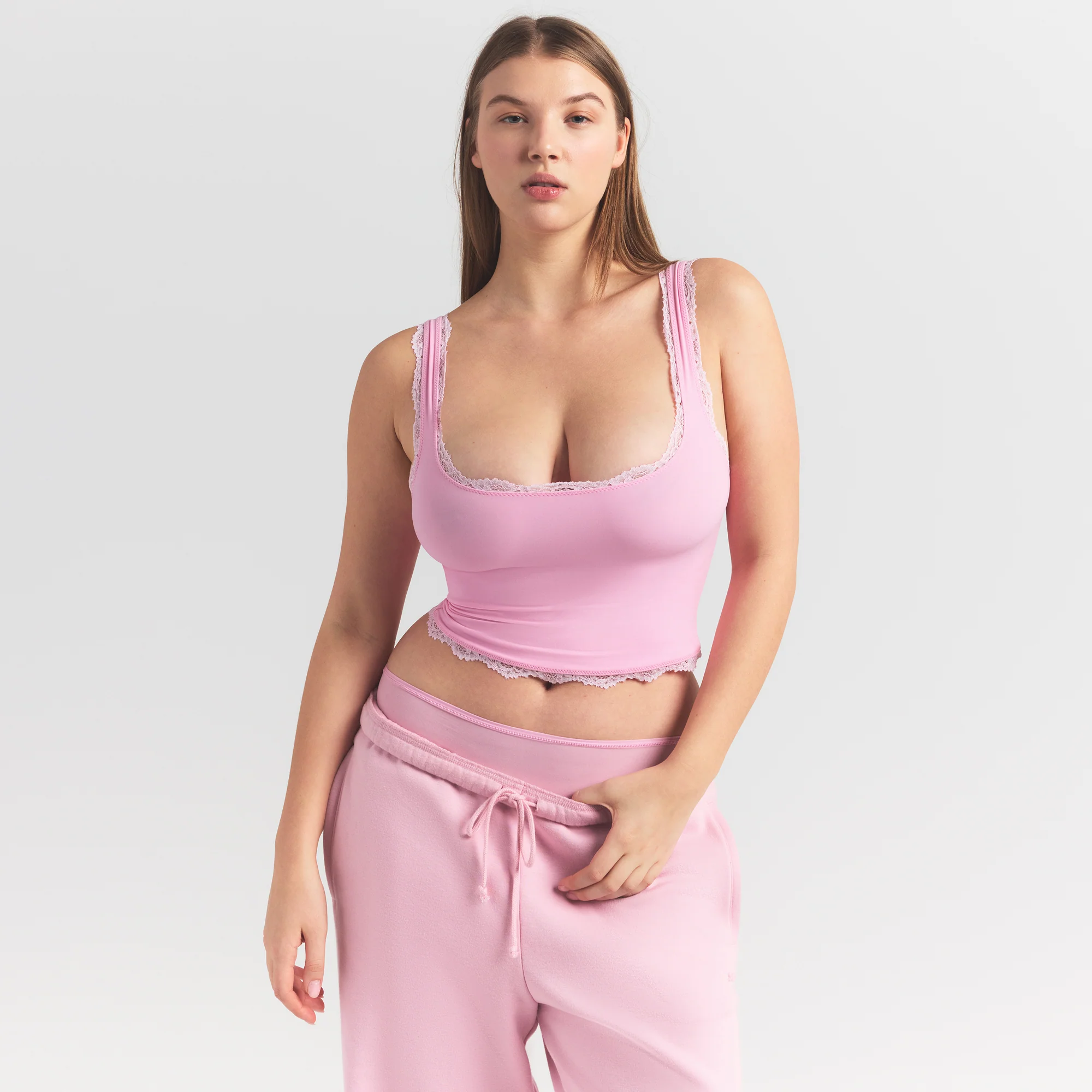 FITS EVERYBODY LACE TANK | BUBBLE GUM TONAL - Image 3