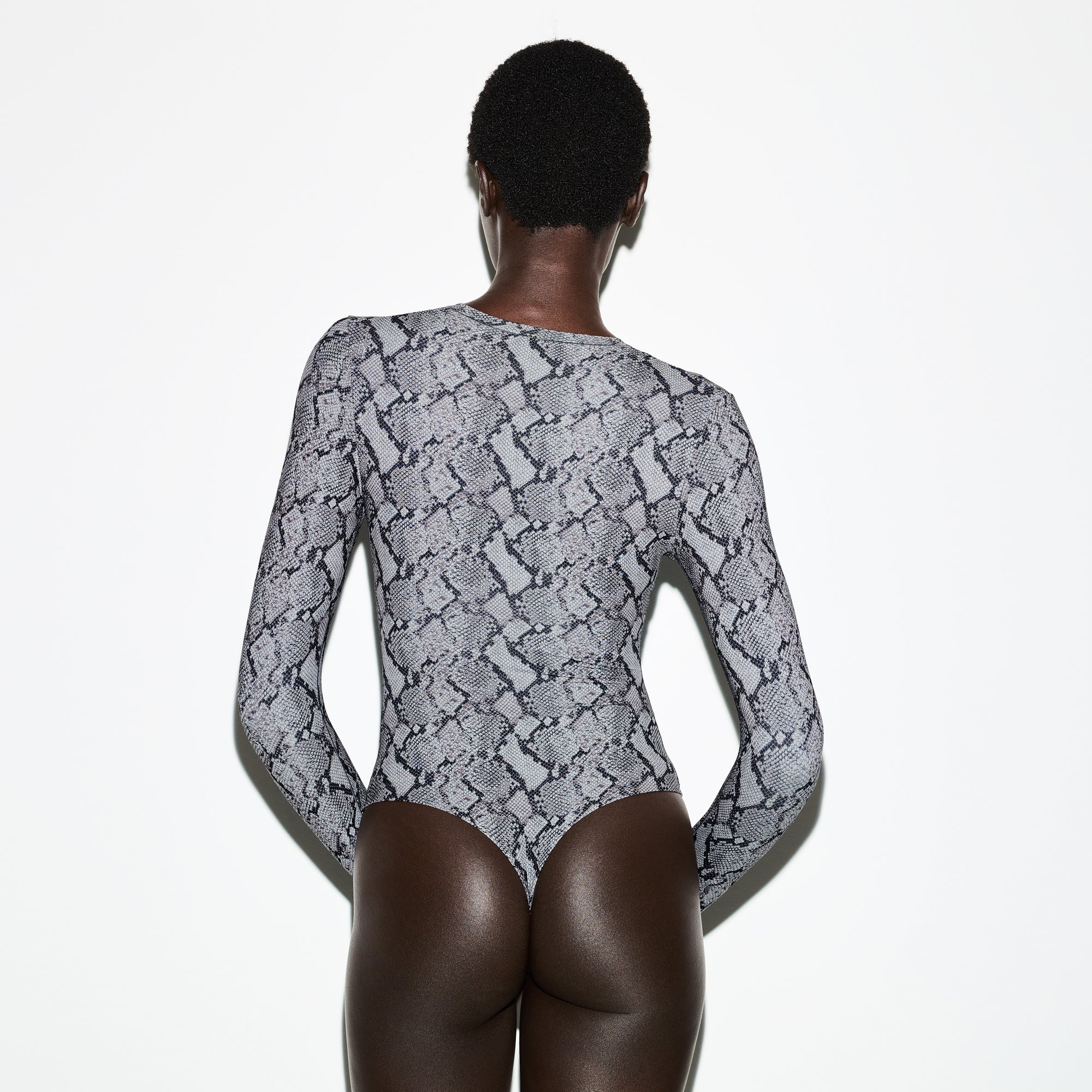 FITS EVERYBODY LONG SLEEVE CREW NECK BODYSUIT | SHADOW SNAKE PRINT - Image 5