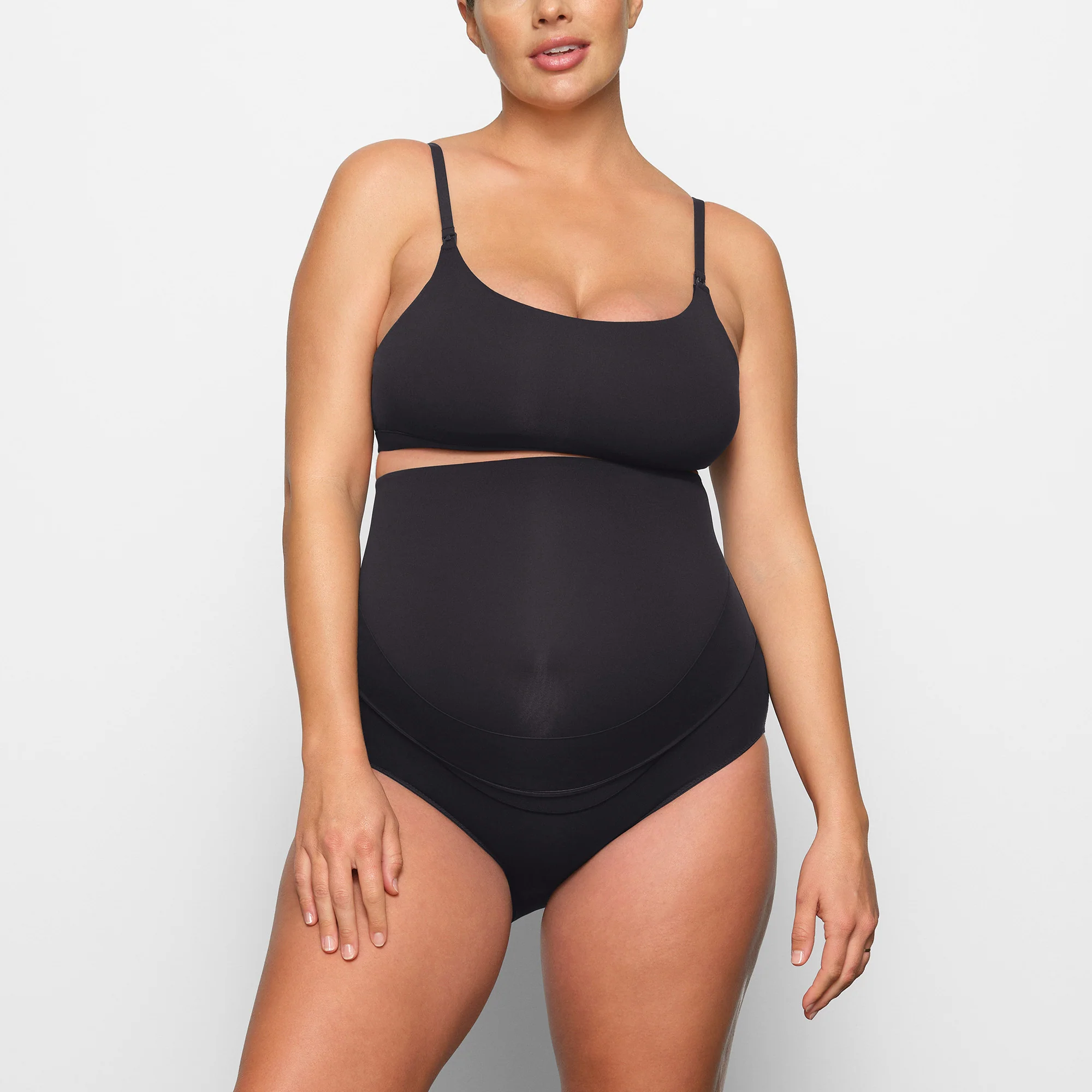 FITS EVERYBODY MATERNITY PUMPING SCOOP BRALETTE | ONYX - Image 2