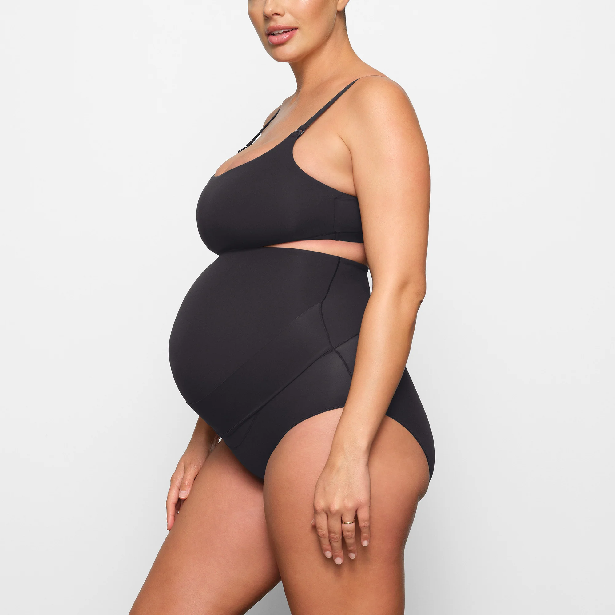 FITS EVERYBODY MATERNITY PUMPING SCOOP BRALETTE | ONYX - Image 3