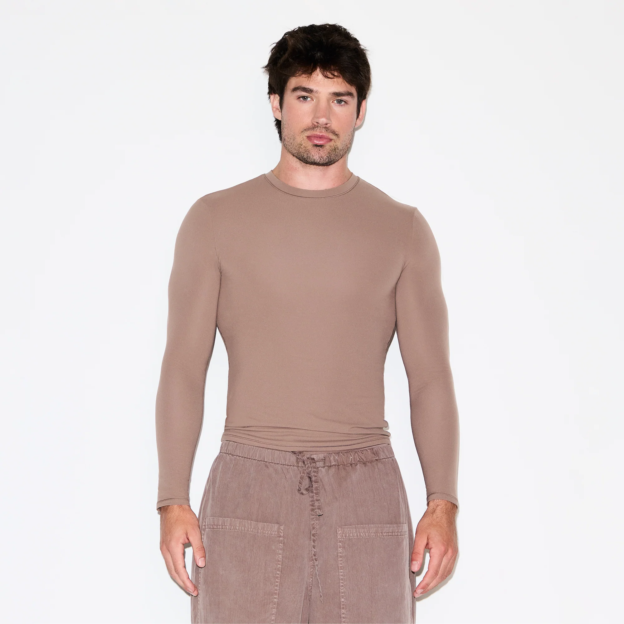 FITS EVERYBODY MENS SLIM LONG SLEEVE T-SHIRT | UMBER - Image 4