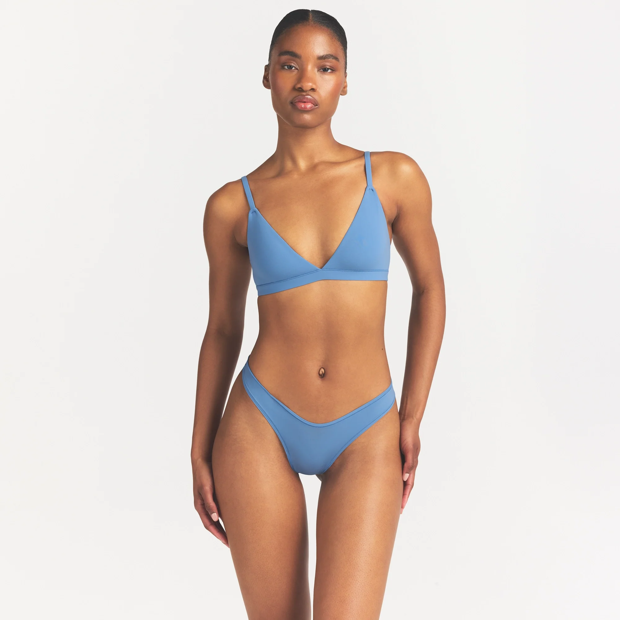 FITS EVERYBODY TRIANGLE BRALETTE | ARCTIC - Image 3