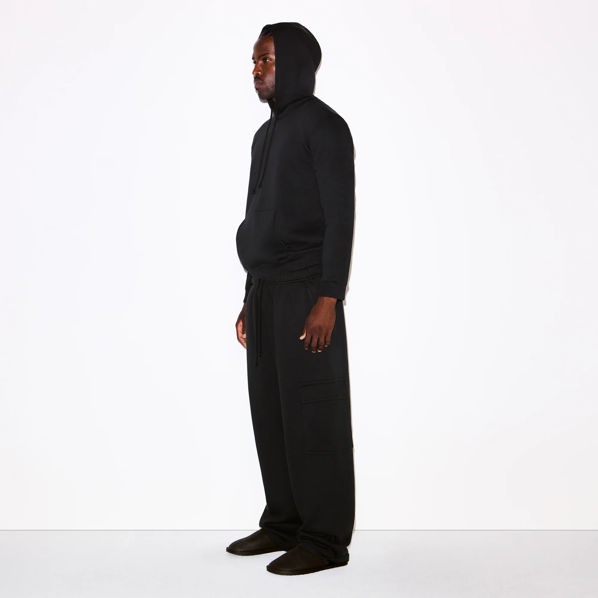 FLEECE LOUNGE MENS CLASSIC HOODIE | WASHED ONYX - Image 5