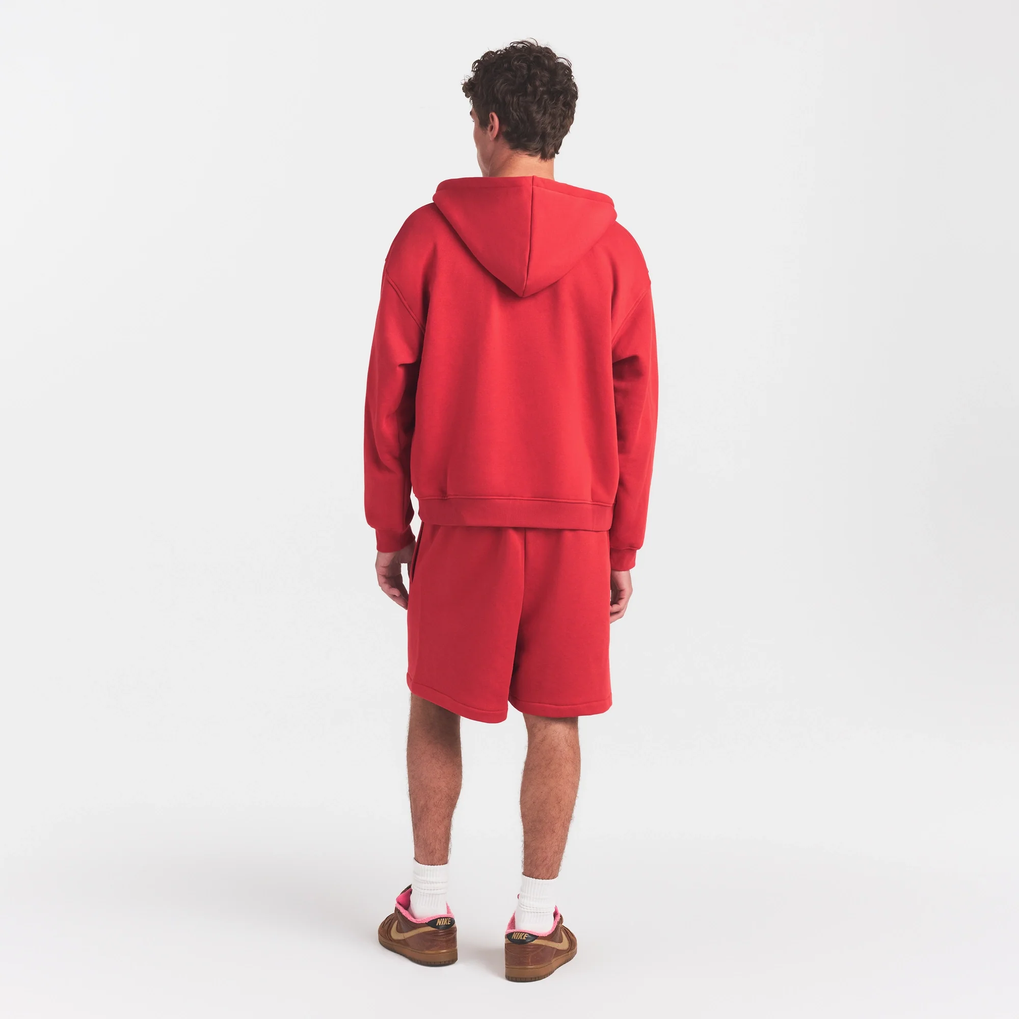 FLEECE LOUNGE MENS RELAXED SHORT | WASHED RED - Image 5