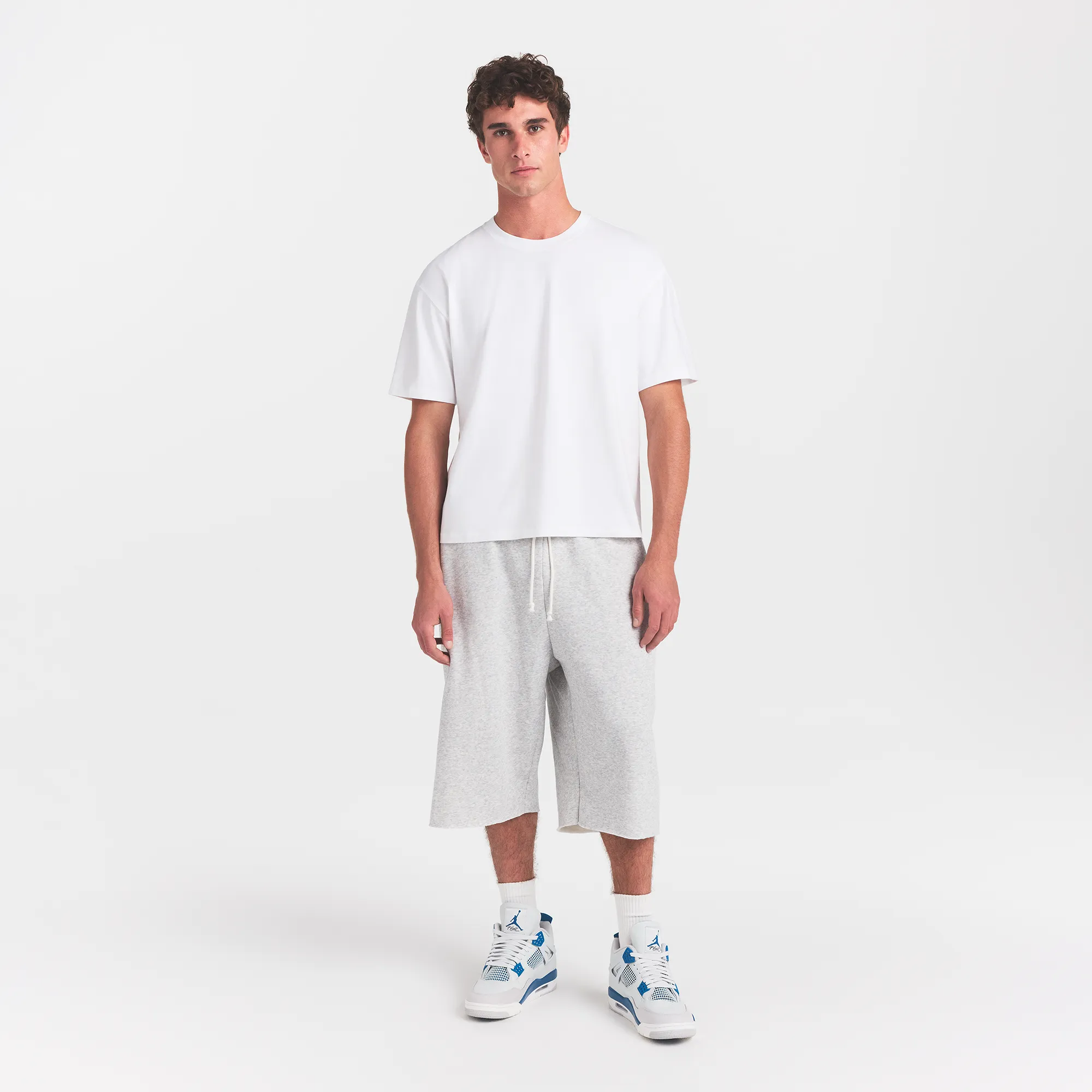 HEAVYWEIGHT COTTON MENS RELAXED CROPPED CREWNECK | CHALK - Image 2