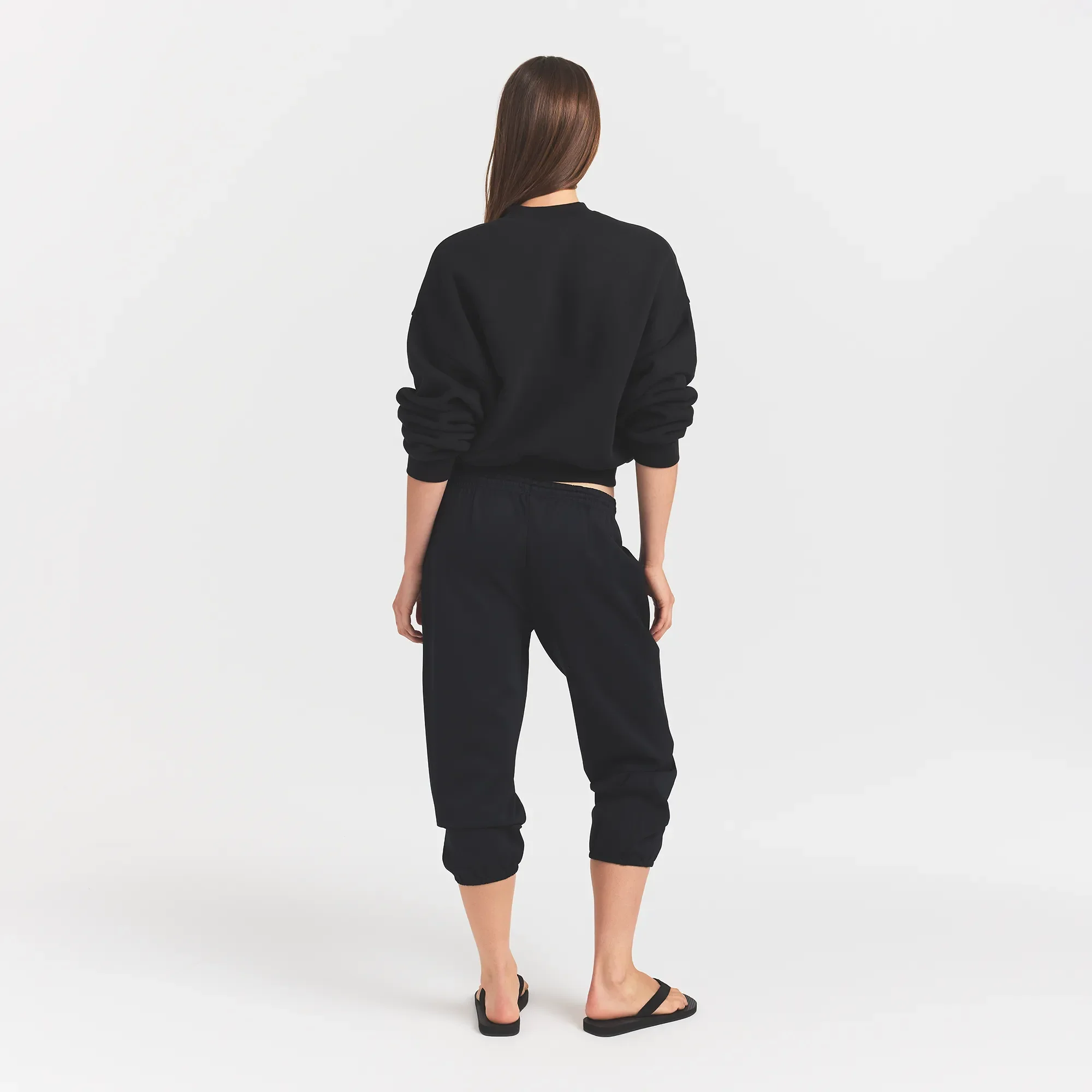 HEAVYWEIGHT CREPE CROPPED JOGGER | OBSIDIAN - Image 4