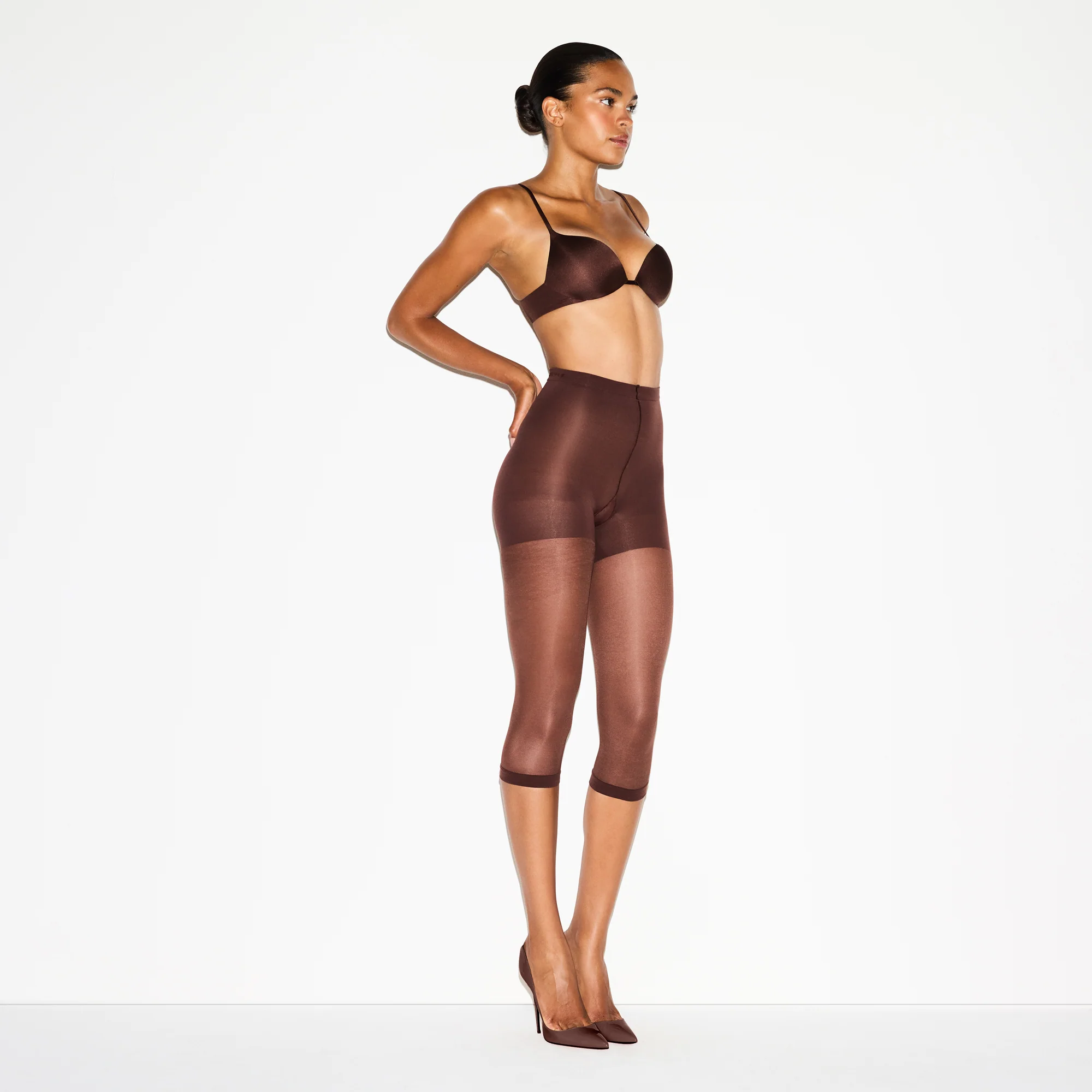 HOSIERY SHAPING CAPRI TIGHTS | COCOA - Image 3