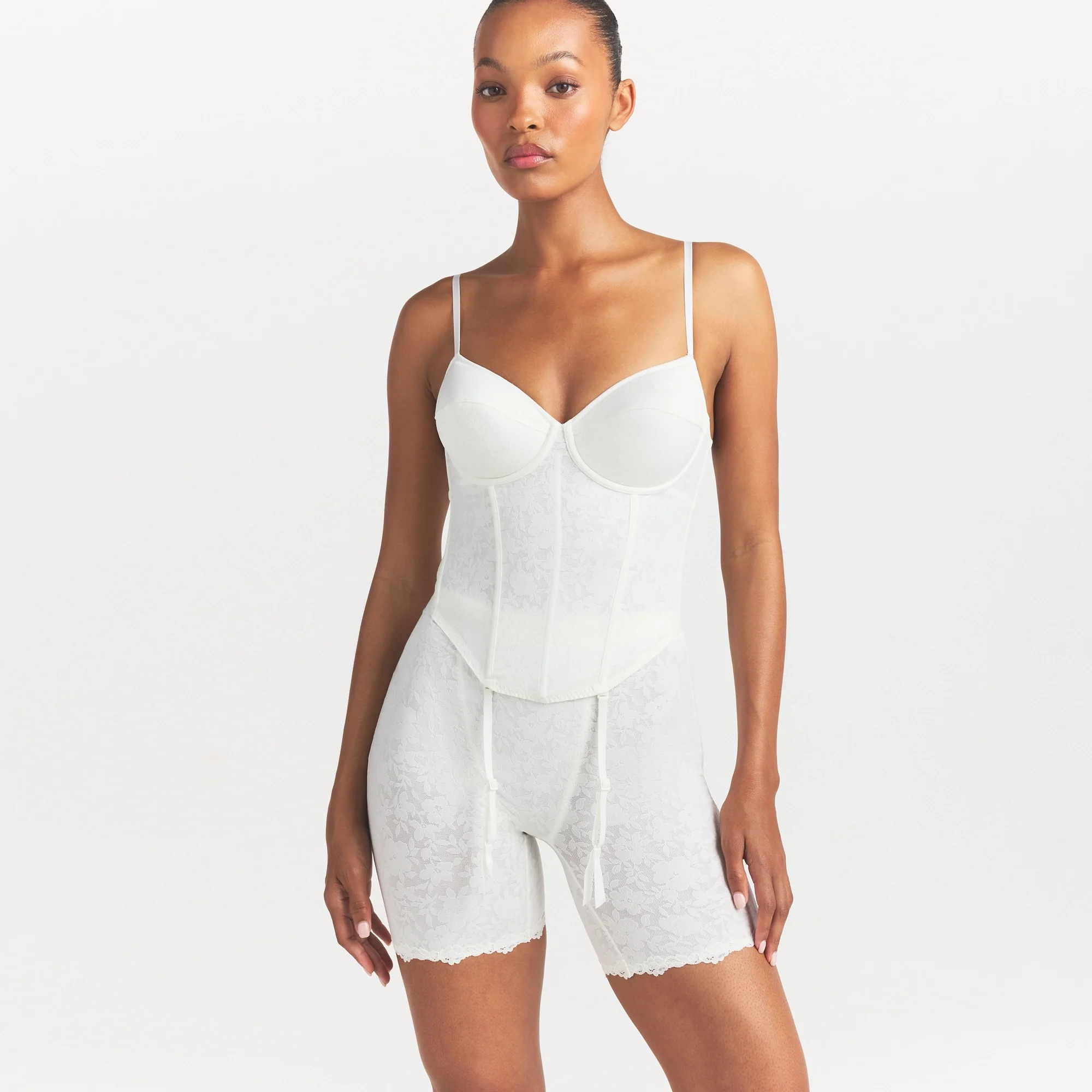 LACE SHAPEWEAR SHORT | IVORY - Image 3