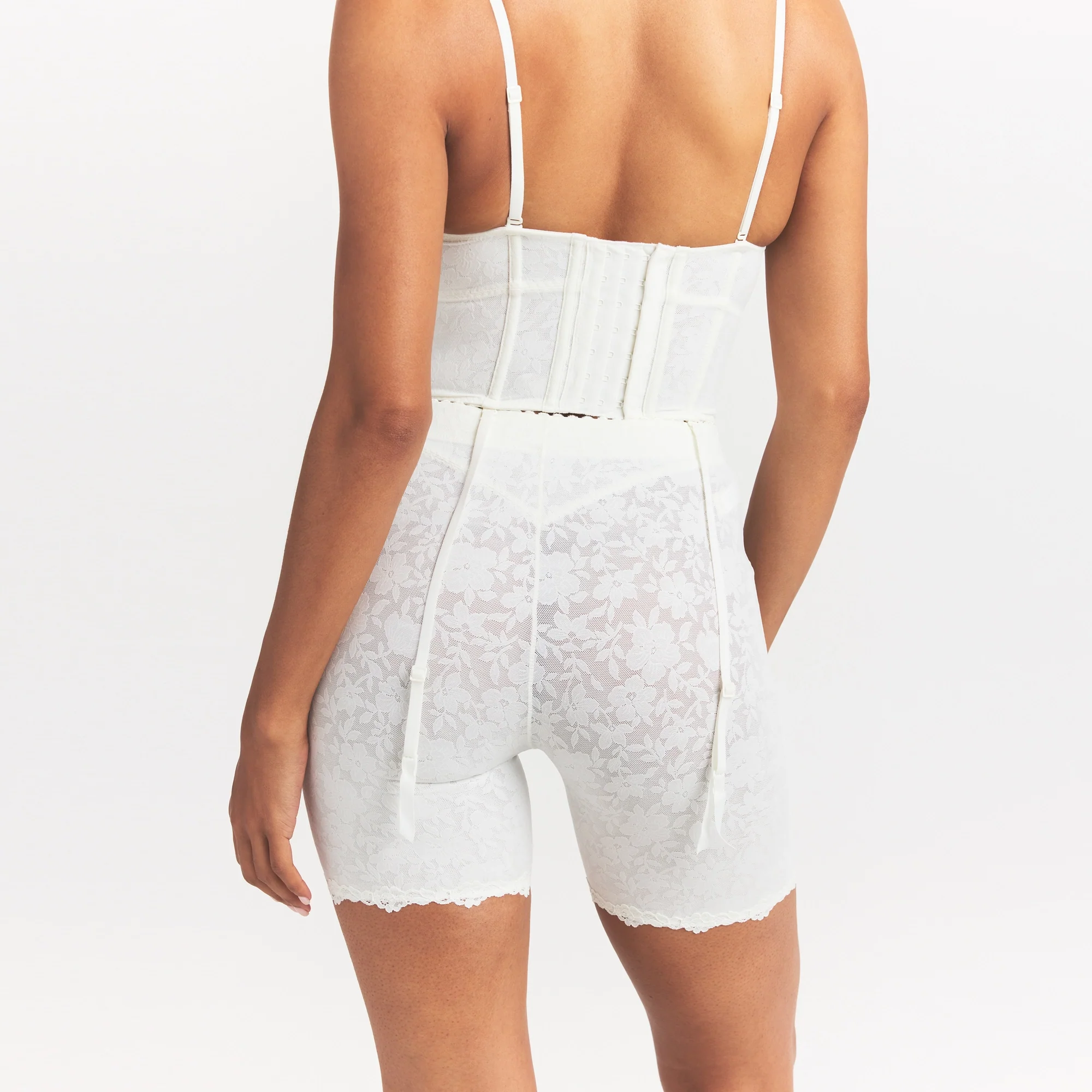 LACE SHAPEWEAR SHORT | IVORY - Image 5