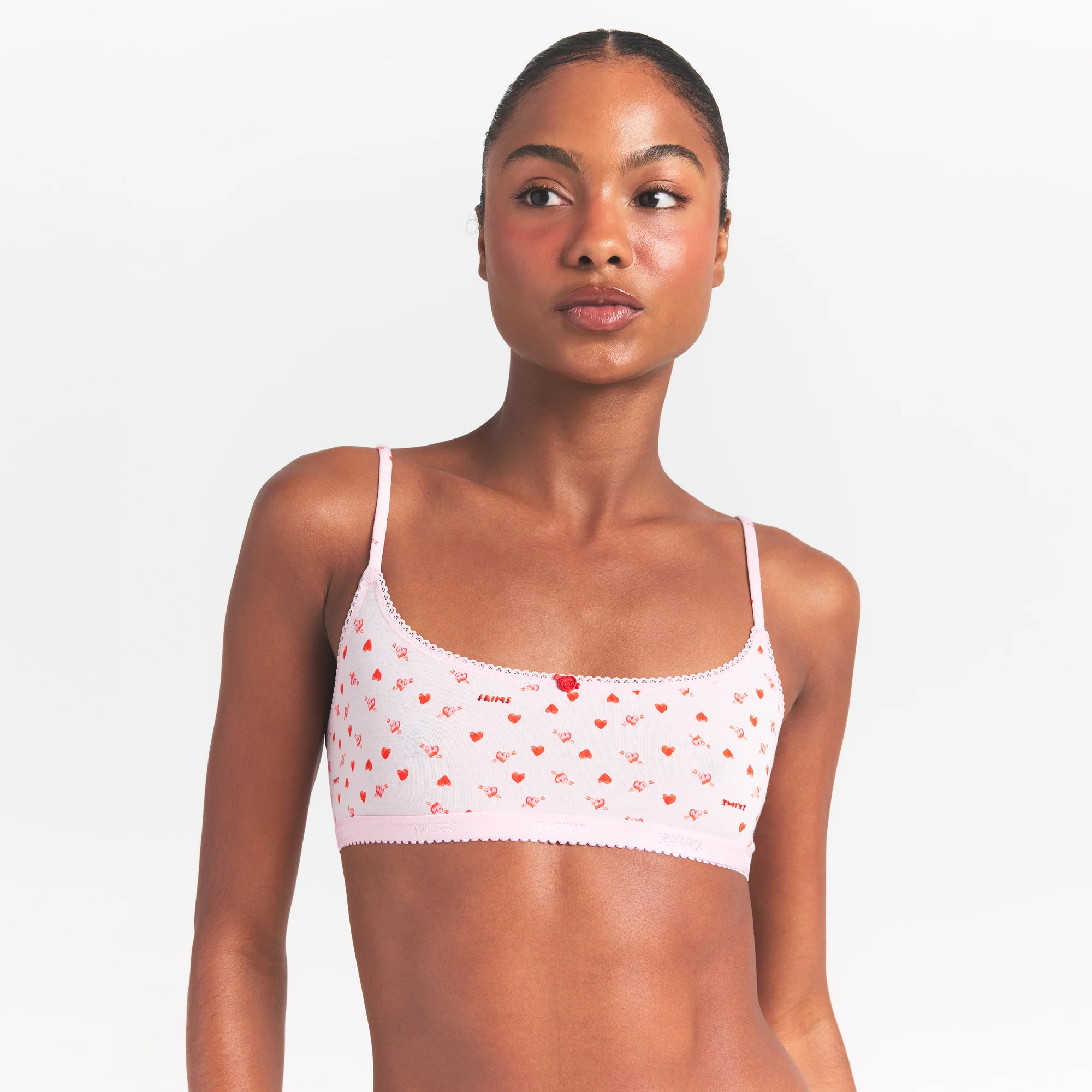 LIGHTWEIGHT COTTON LOGO PICOT SCOOP BRALETTE | BABY PINK ARROWED HEARTS - Image 4