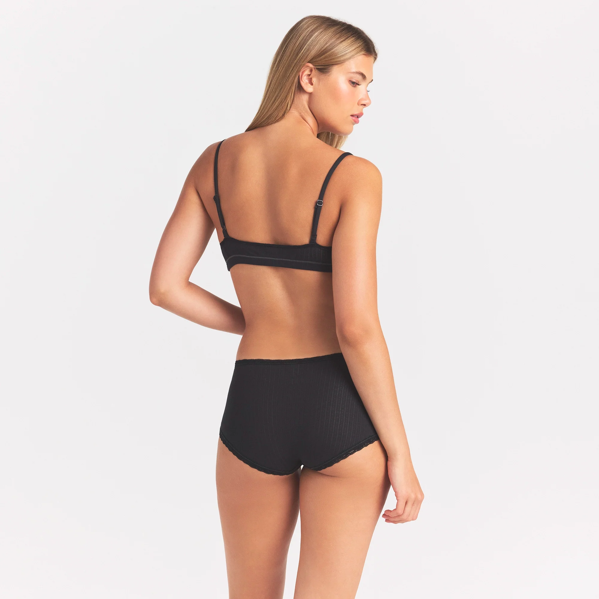 LIGHTWEIGHT COTTON POINTELLE LACE BOY SHORT | SOOT TONAL - Image 4