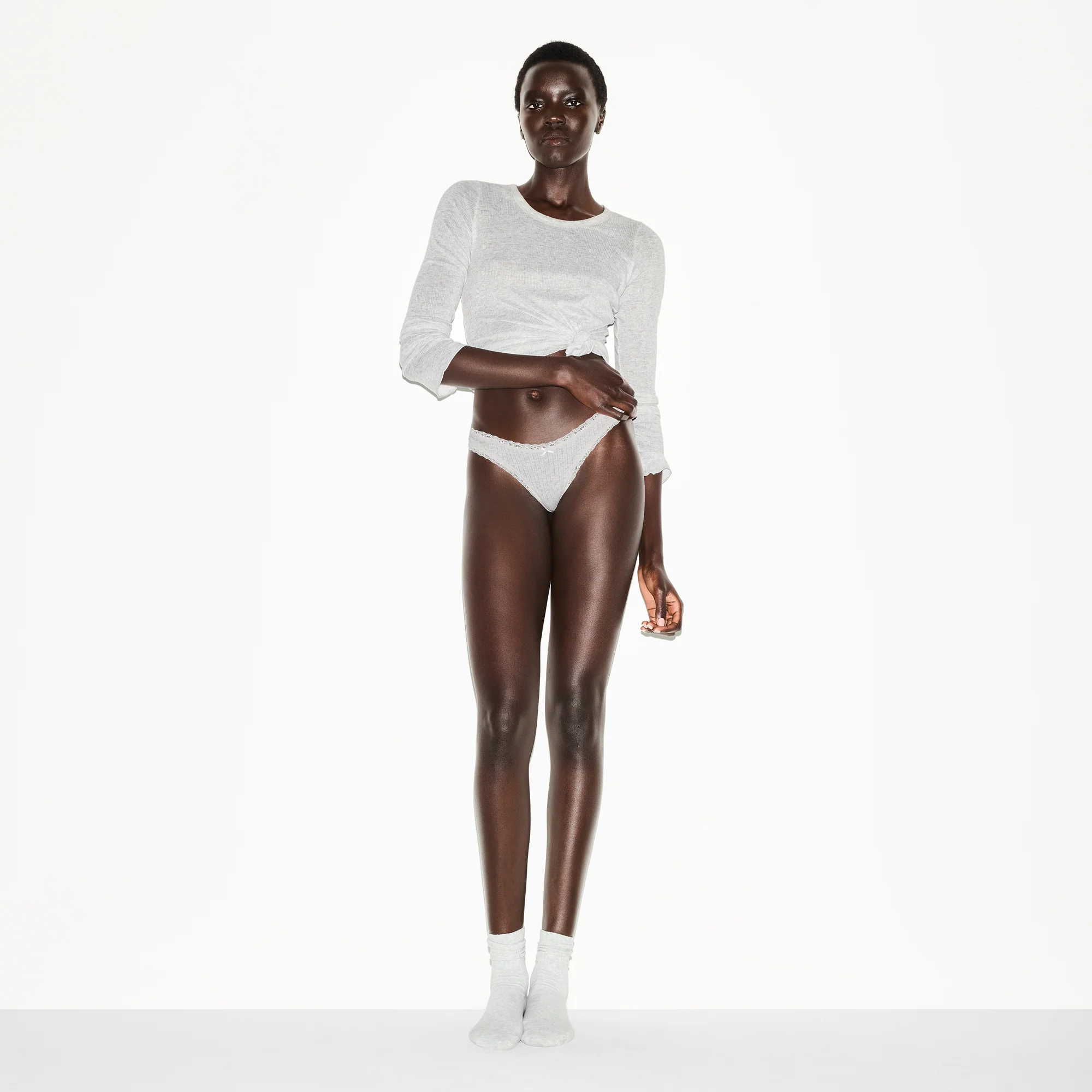 LIGHTWEIGHT COTTON POINTELLE LACE THONG | LIGHT HEATHER GREY - Image 2