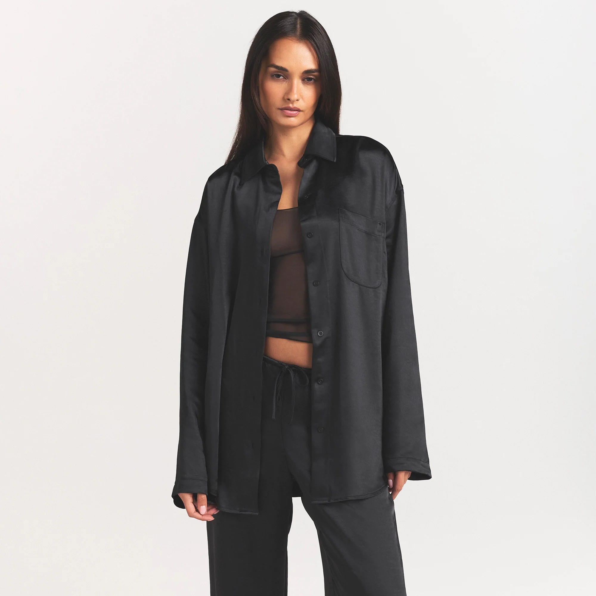 LIGHTWEIGHT SATIN OVERSIZED SHIRT | OBSIDIAN - Image 3