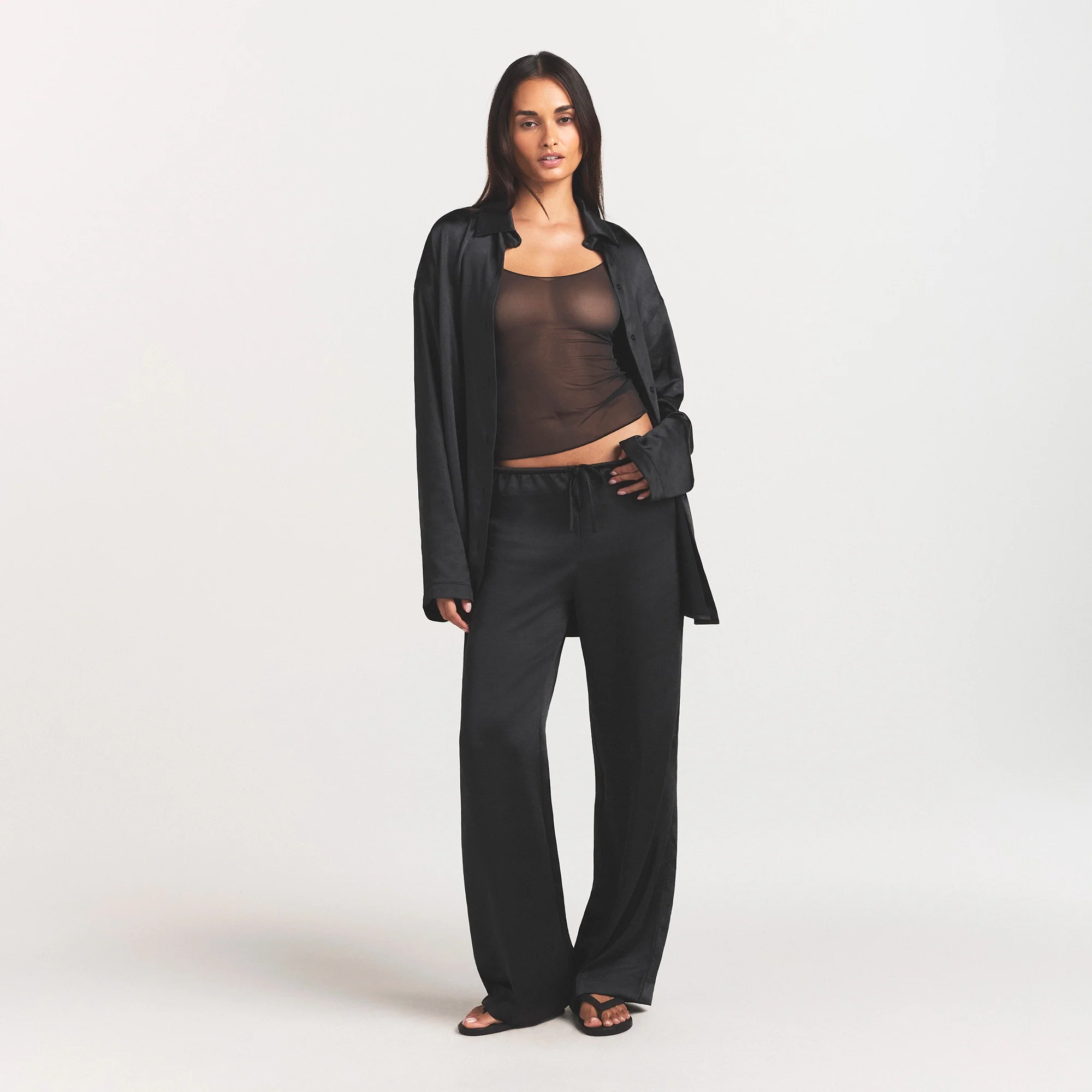 LIGHTWEIGHT SATIN STRAIGHT LEG PANT | OBSIDIAN - Image 2