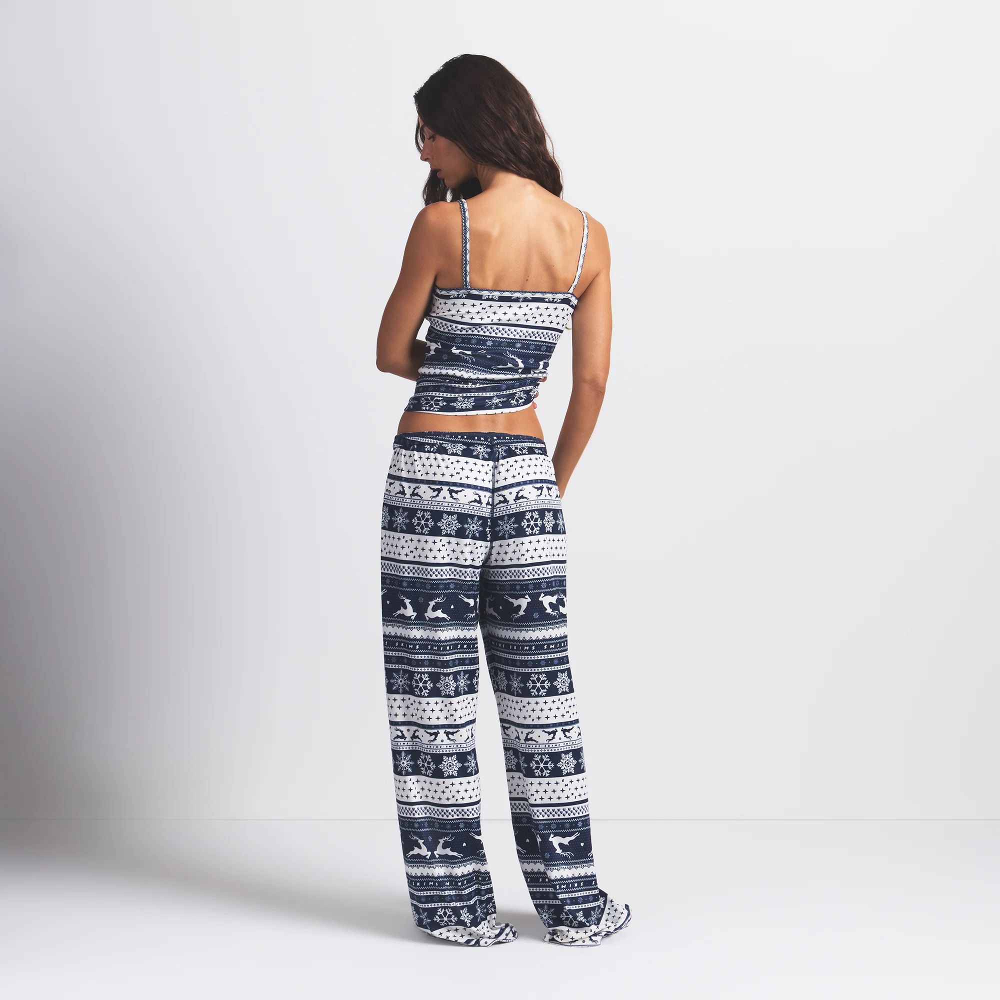 LOGO PLUSH POINTELLE CAMI | NAVY DEER FAIR ISLE - Image 5