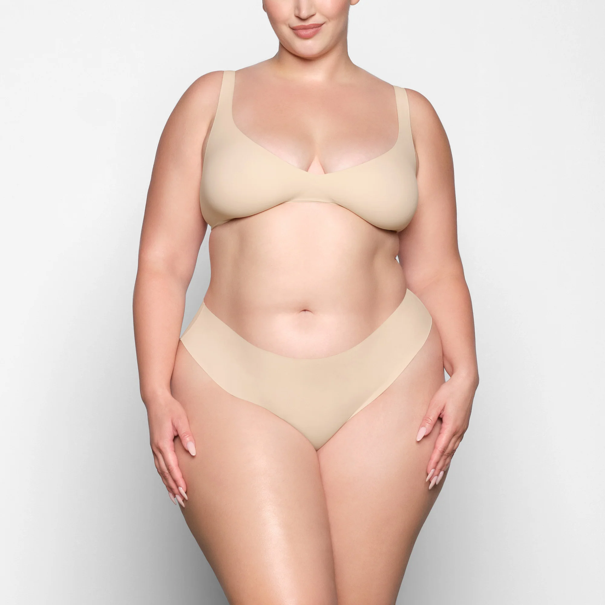 NAKED PLUNGE BRALETTE | SAND - Image 2