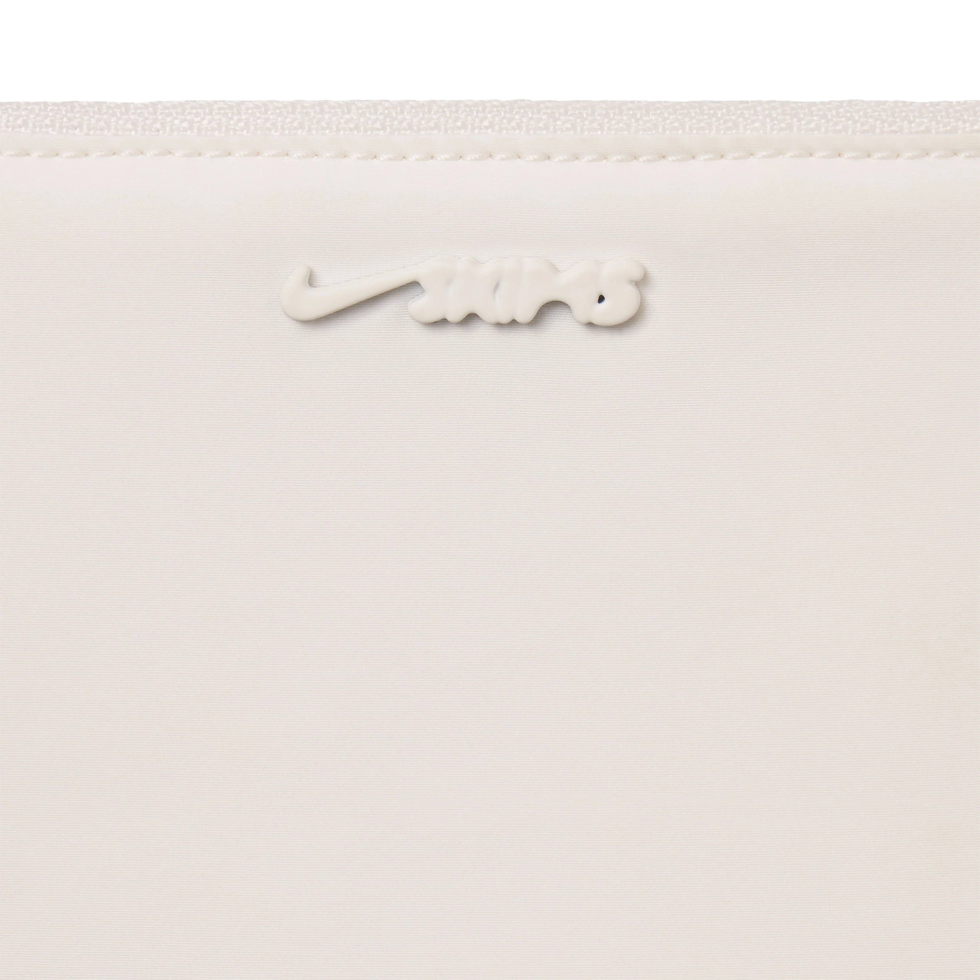 NikeSKIMS ACCESSORIES CLIPPABLE POUCH | IVORY - Image 4