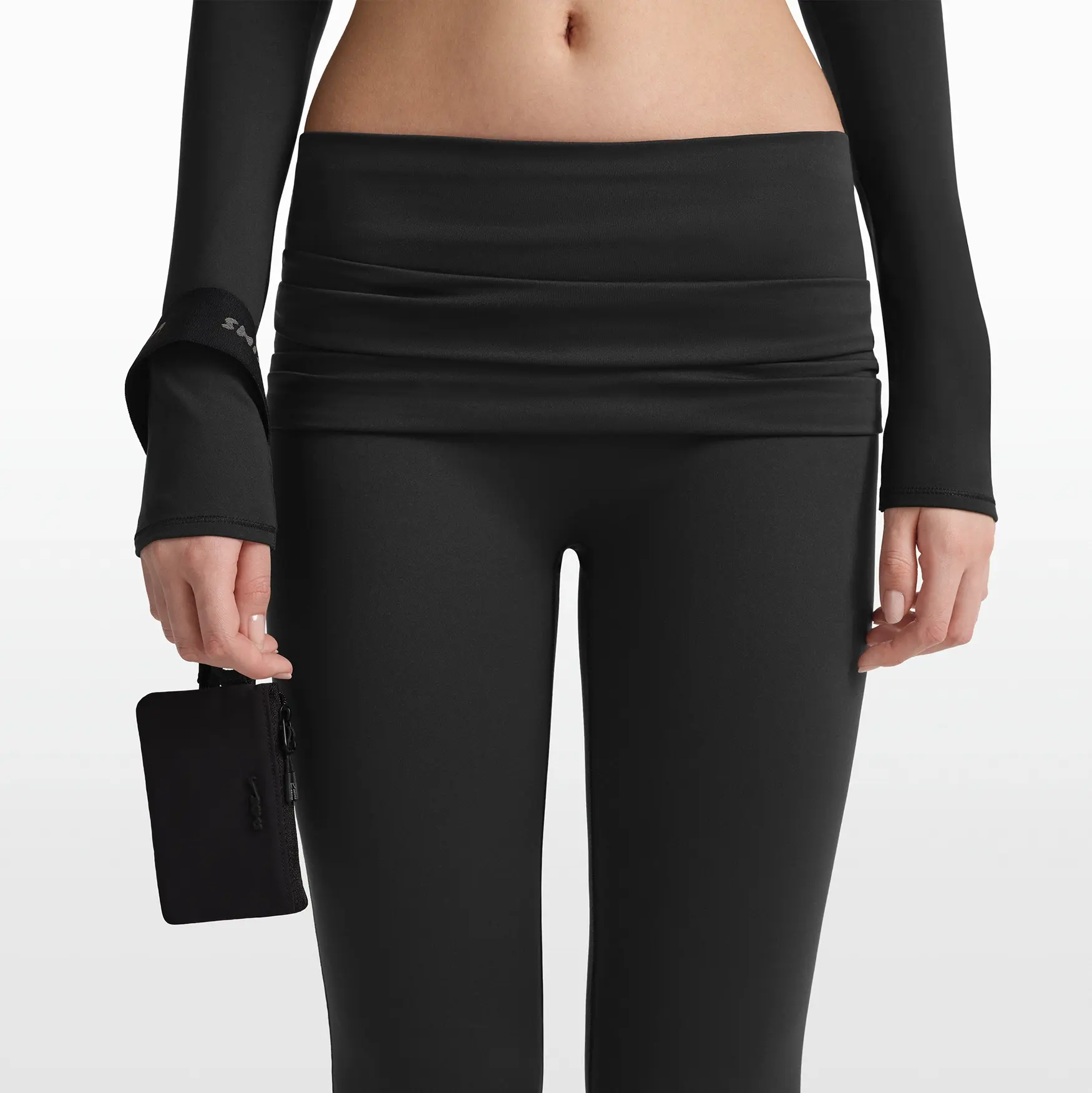 NikeSKIMS ACCESSORIES CLIPPABLE POUCH | OBSIDIAN - Image 2