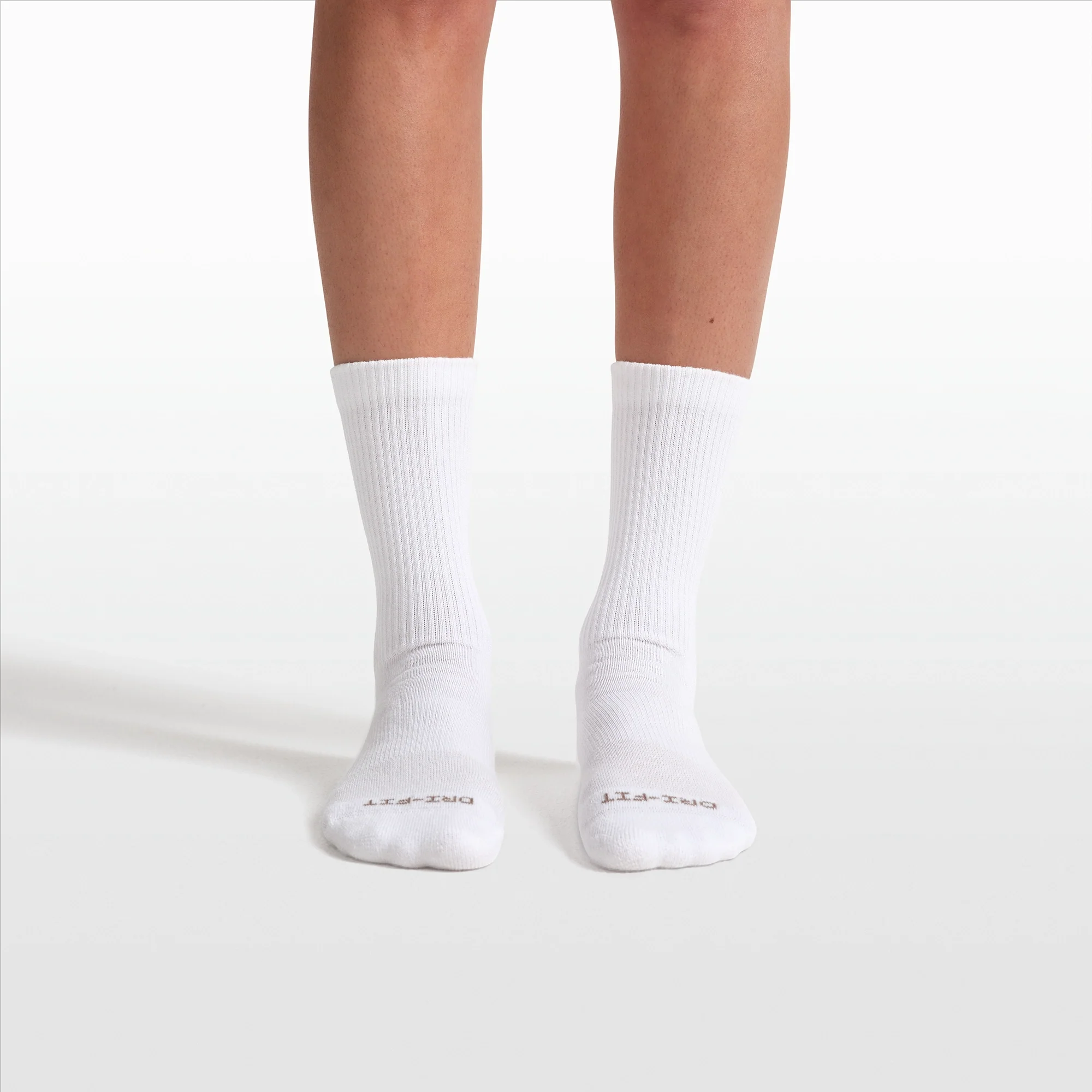 NikeSKIMS ACCESSORIES DRI-FIT™ CREW SOCK 3-PACK | HIMALAYAN MULTI - Image 10