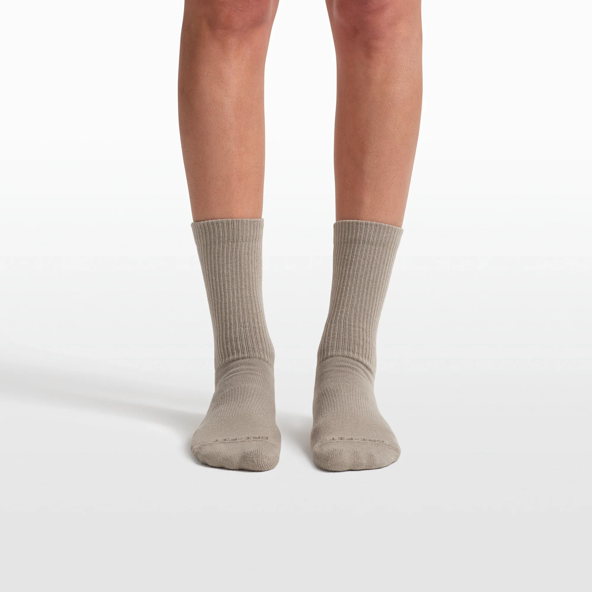 NikeSKIMS ACCESSORIES DRI-FIT™ CREW SOCK 3-PACK | HIMALAYAN MULTI - Image 7
