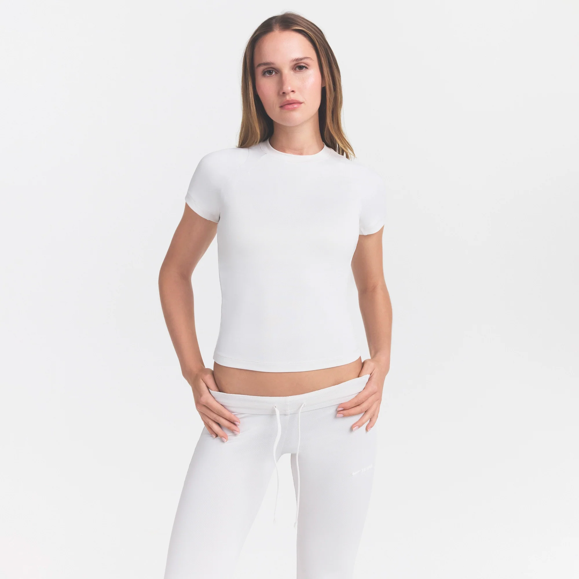 NikeSKIMS AIRY DRI-FIT™ BABY TEE | IVORY - Image 3