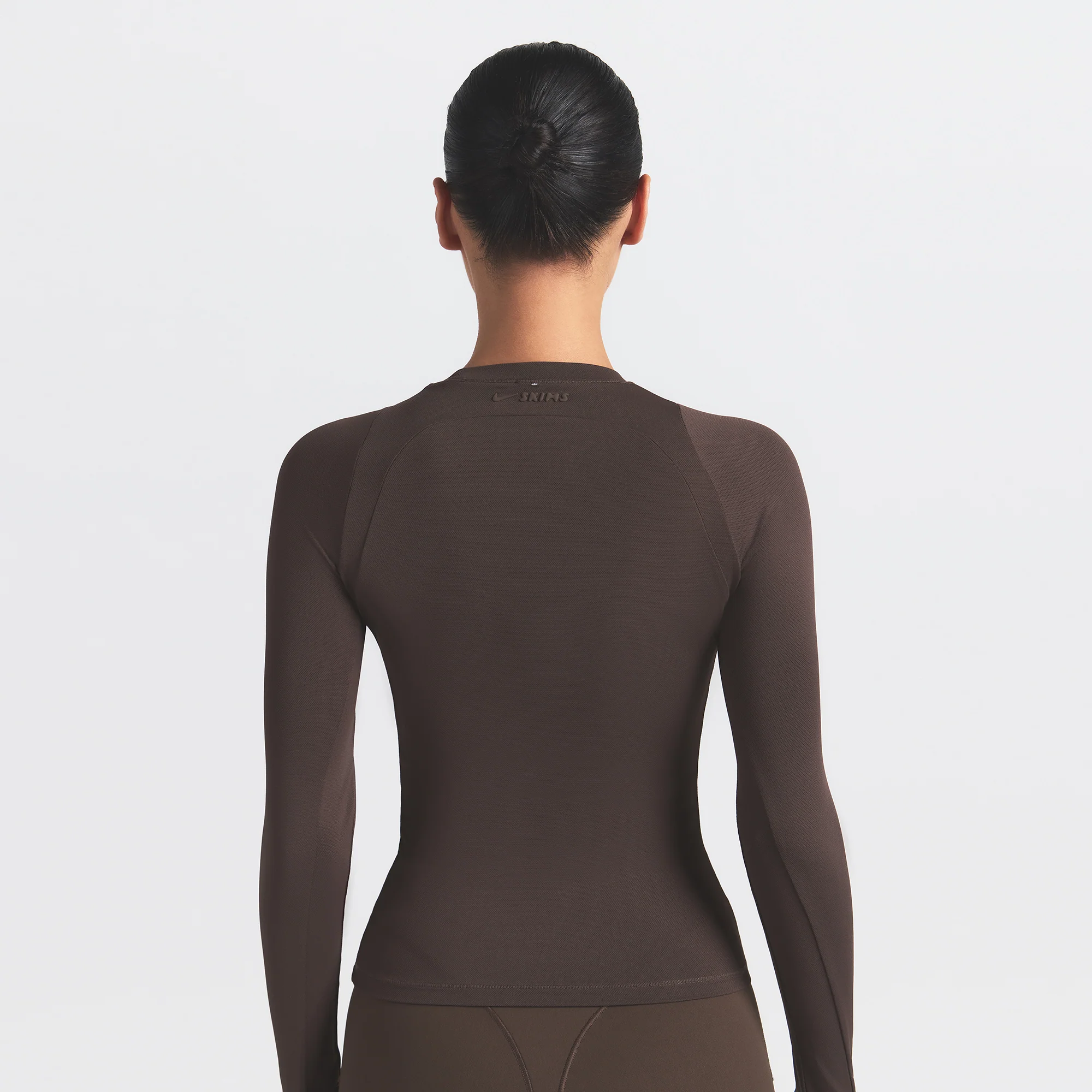 NikeSKIMS AIRY LONG SLEEVE CREW NECK TOP | DARK SEPIA - Image 4