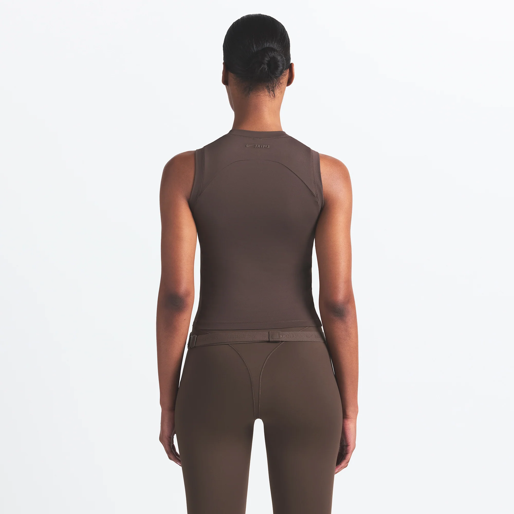 NikeSKIMS AIRY MUSCLE TEE | DARK SEPIA - Image 4