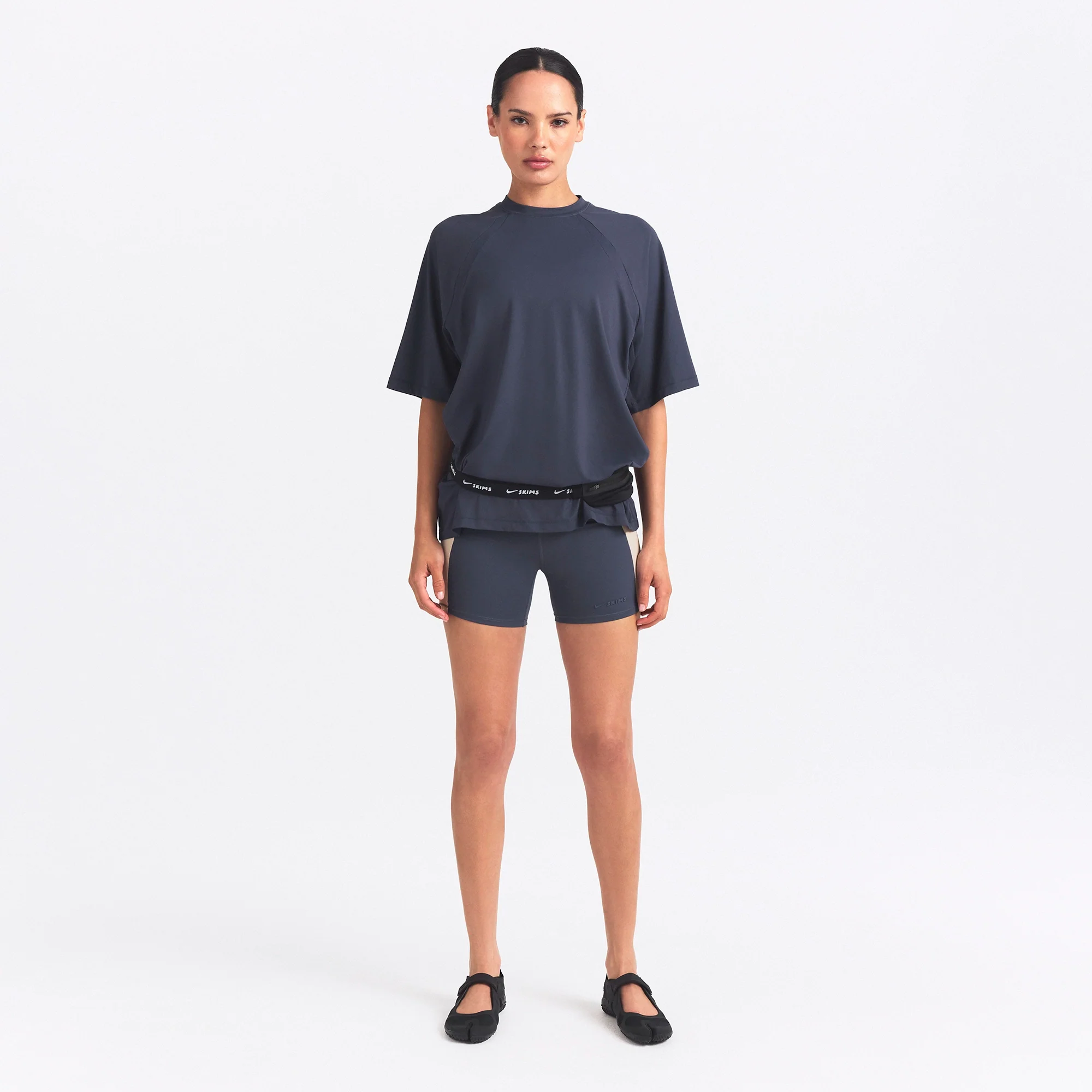 NikeSKIMS AIRY OVERSIZED TEE | DEEP ROYAL - Image 2