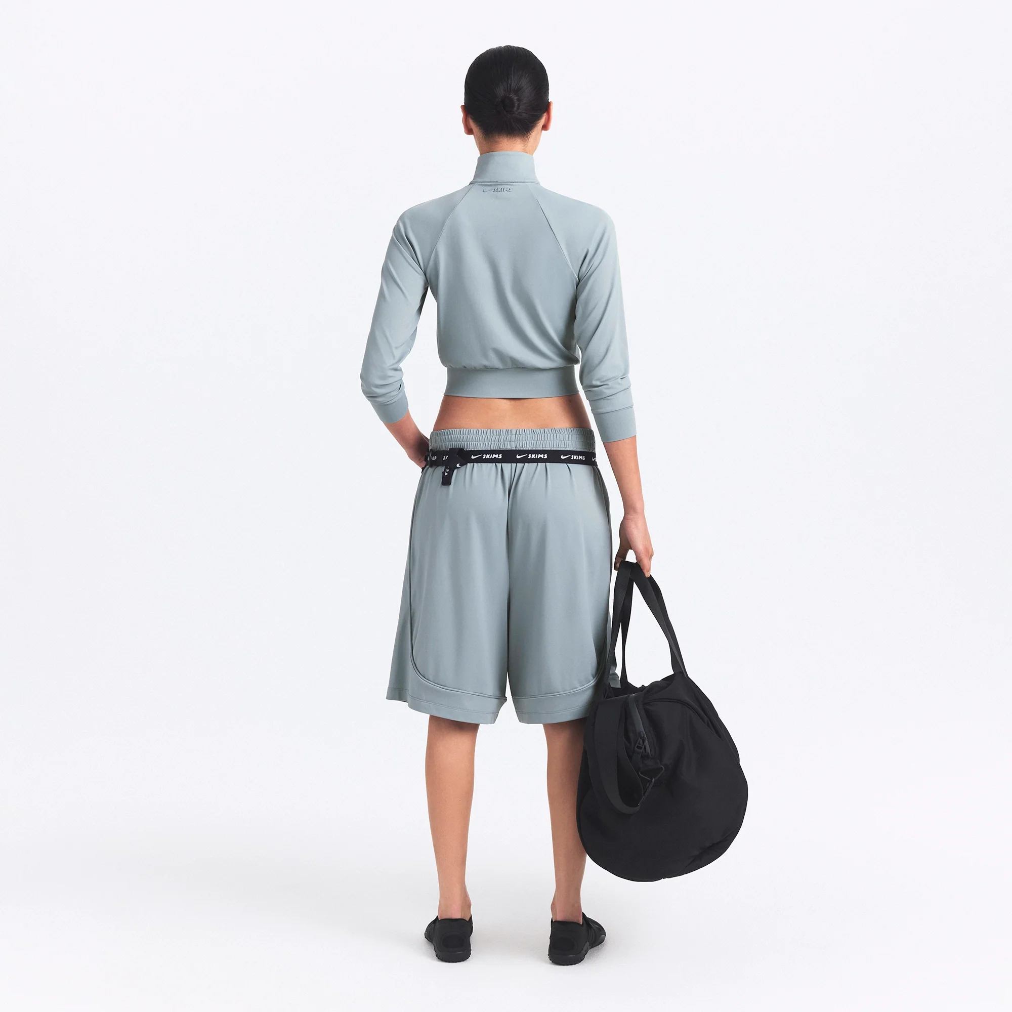 NikeSKIMS AIRY RELAXED SHORT | WASHED PACIFIC - Image 5